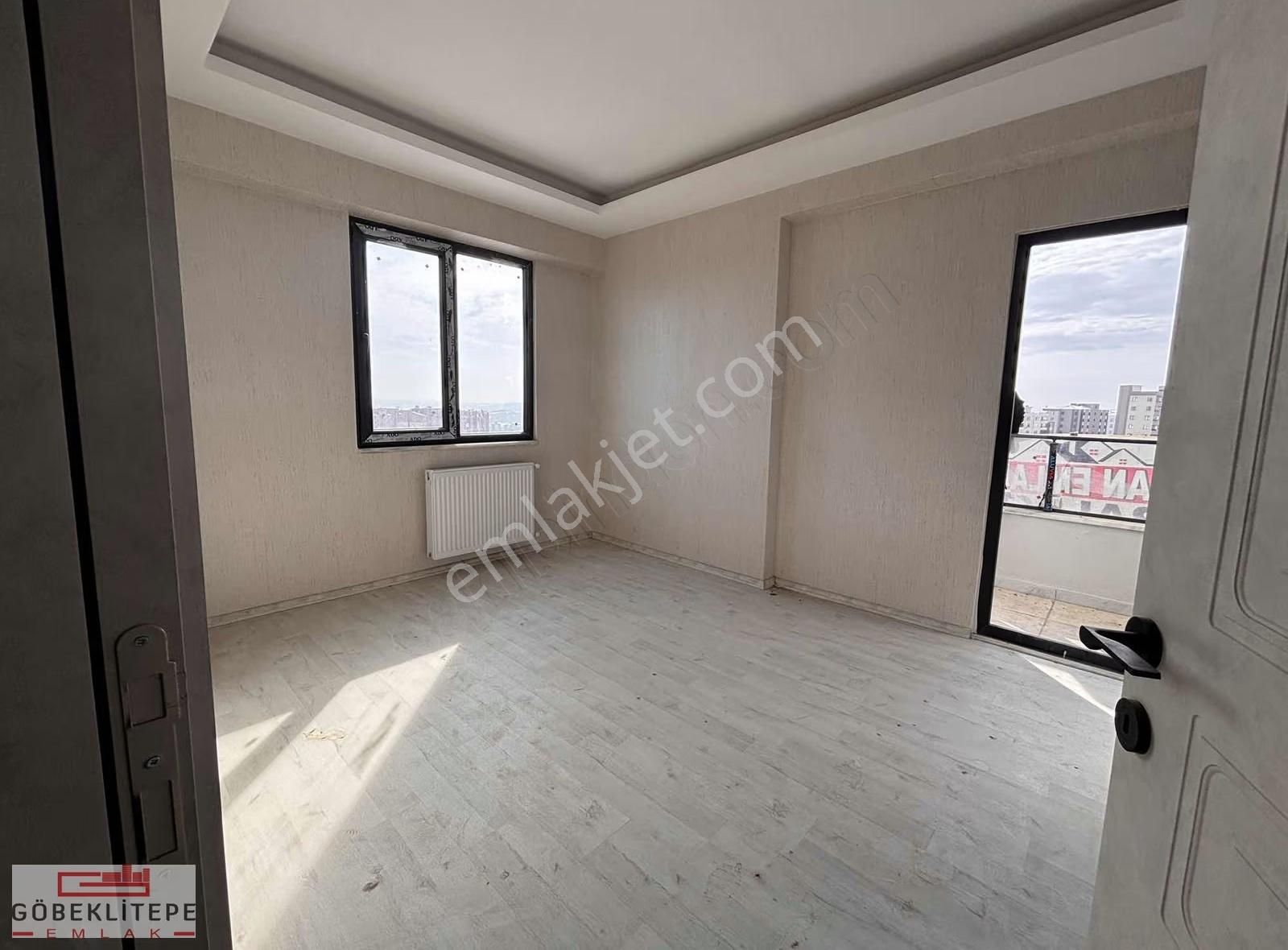 Göbeklitepe Emlak'tan Kiralık 2+1 Amerikan Mutfak Daire - Görsel 2