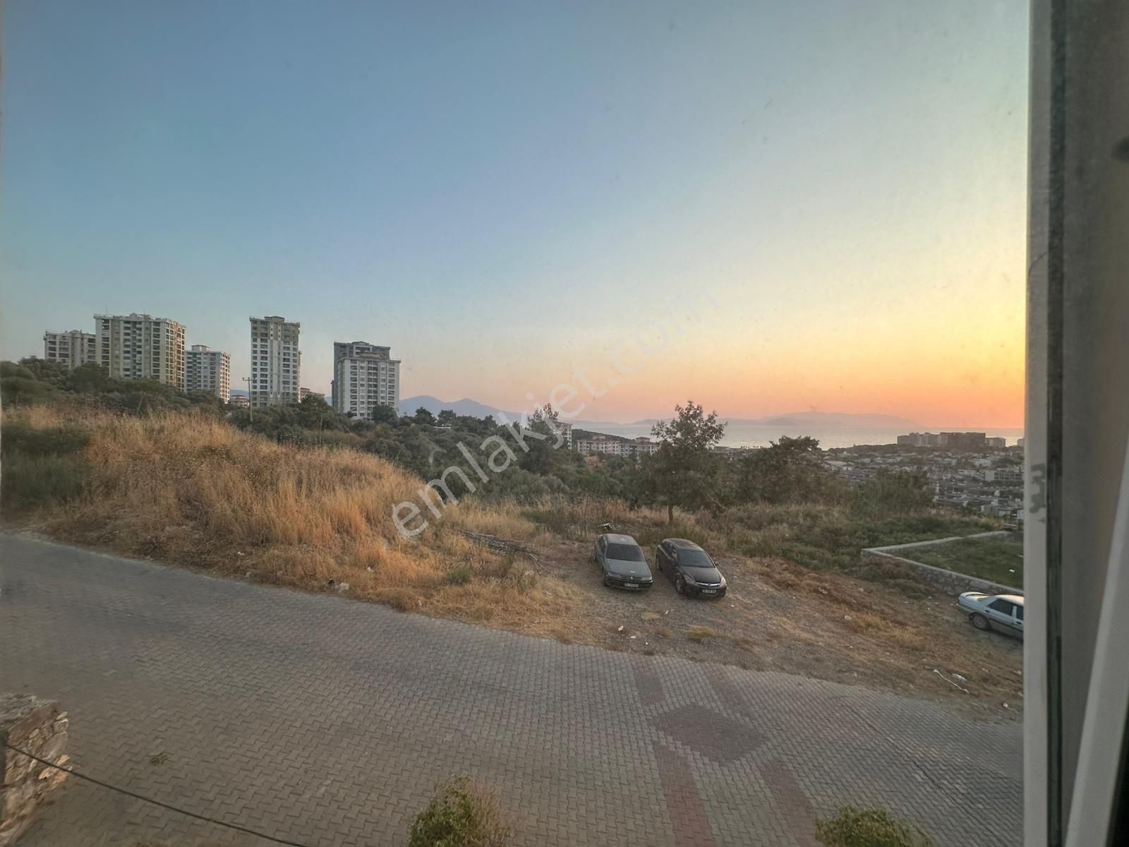 Kuşadası Uydukentte Satılık 2+1 85 M2 Daire - Görsel 4