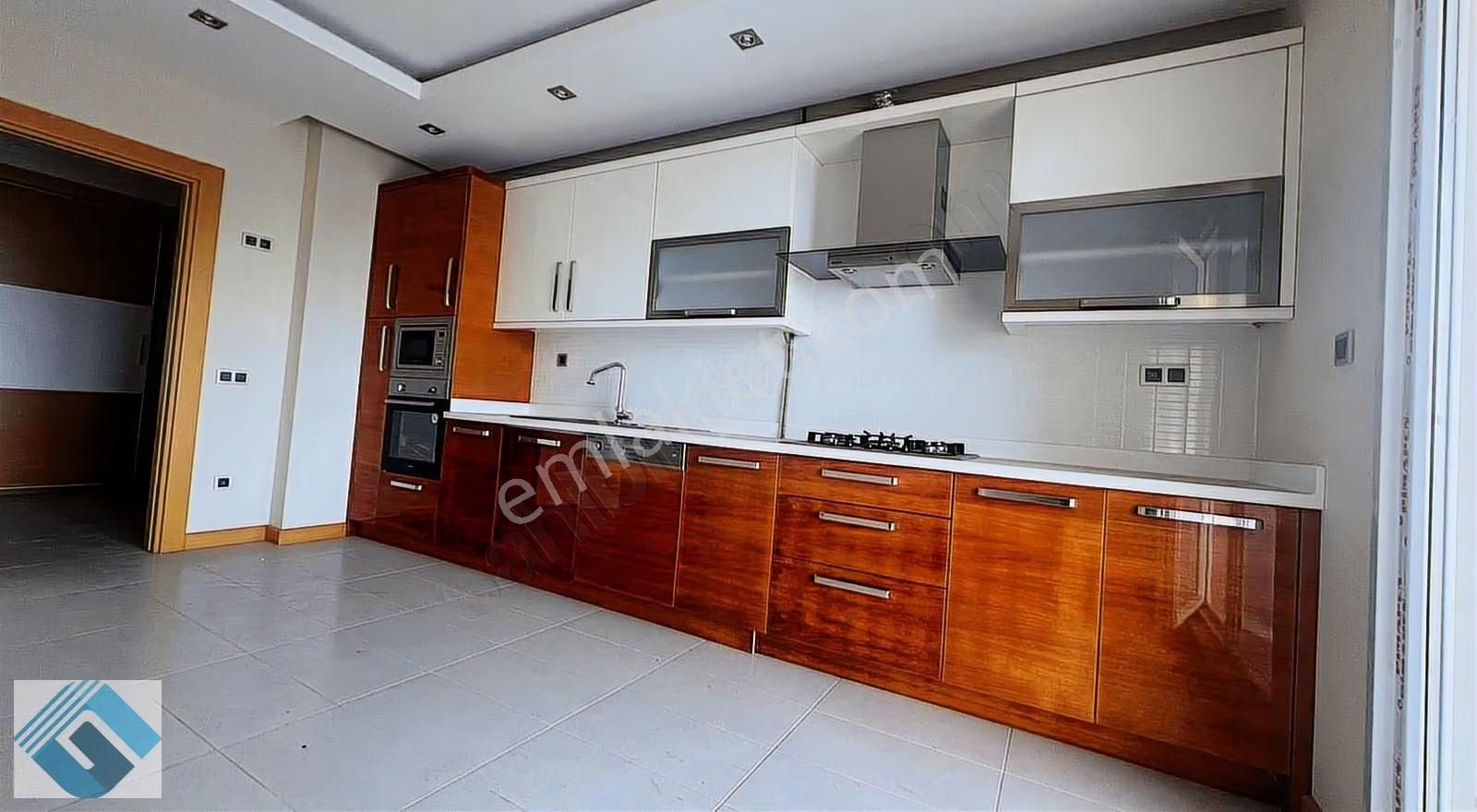 Beylikdüzünde 4+1 Full Deniz Manzaralı Vatandaşlığa Uygun Daire - Görsel 3