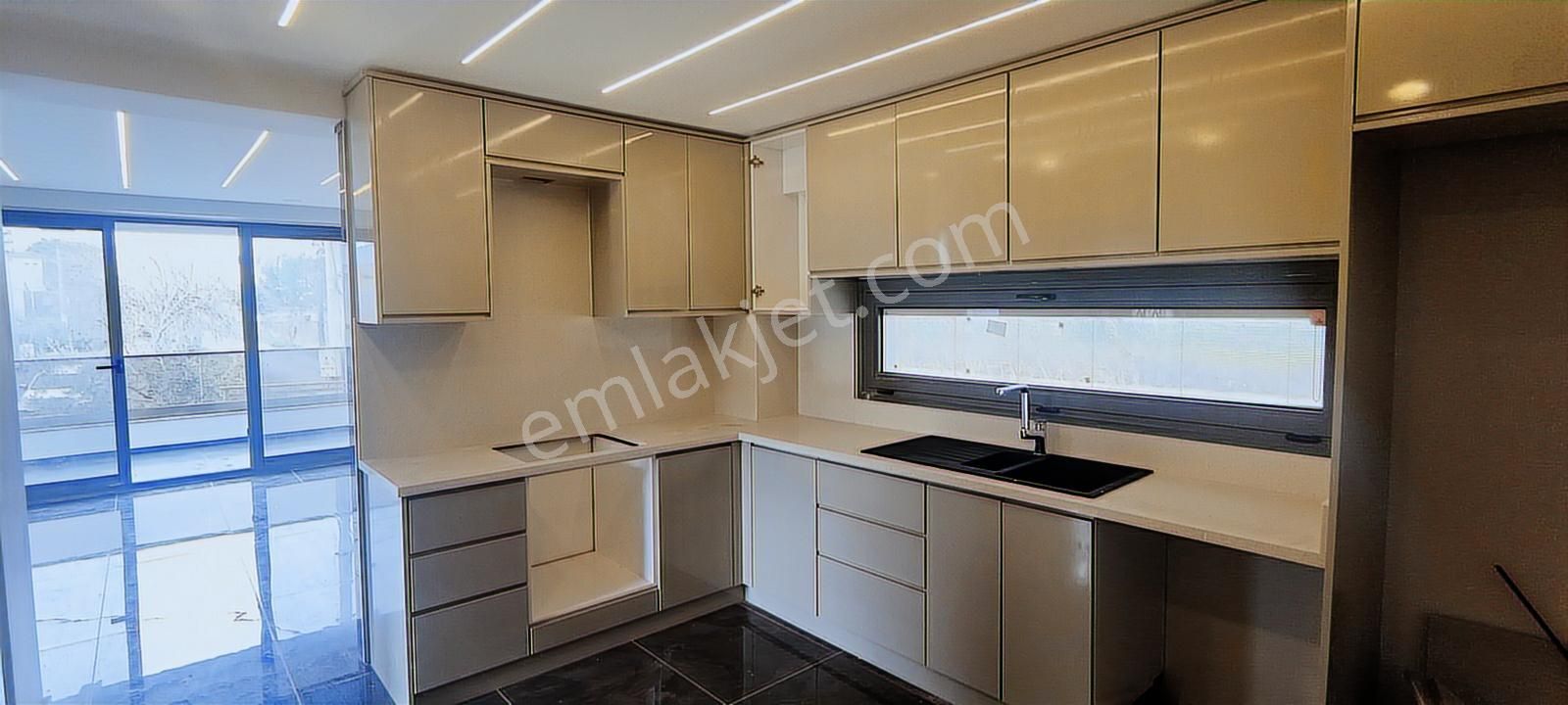 Rw Nefes' Ten Öğretmenler Mahallesinde Emsalsiz Konum 4+2 Villa - Görsel 25