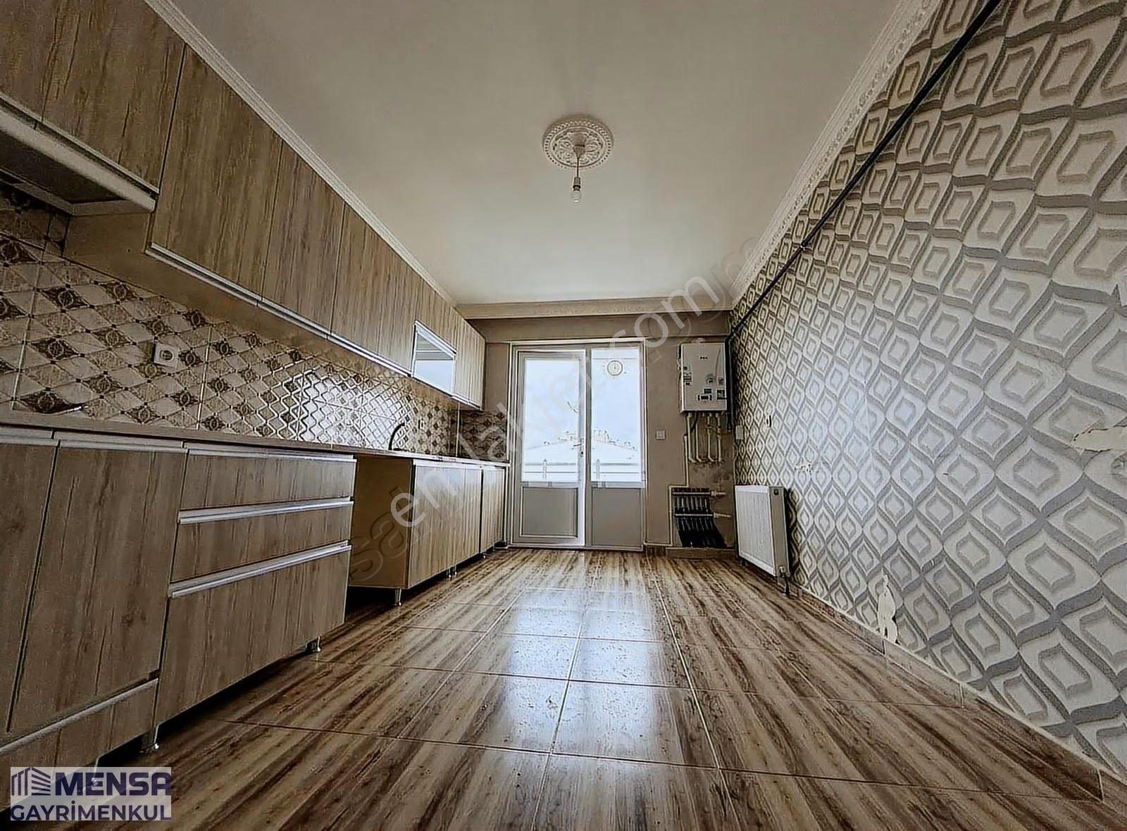 Hısar Mahallesi Orta Katta Kiralık 3+1 Geniş Daire - Görsel 3