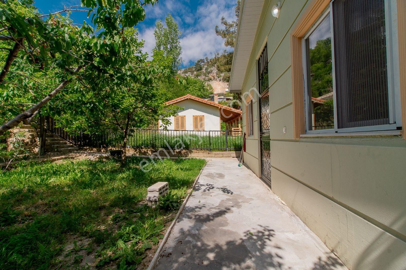 Konyaaltı Geyikbayrı Köy İçinde Satılık Villa - Görsel 15