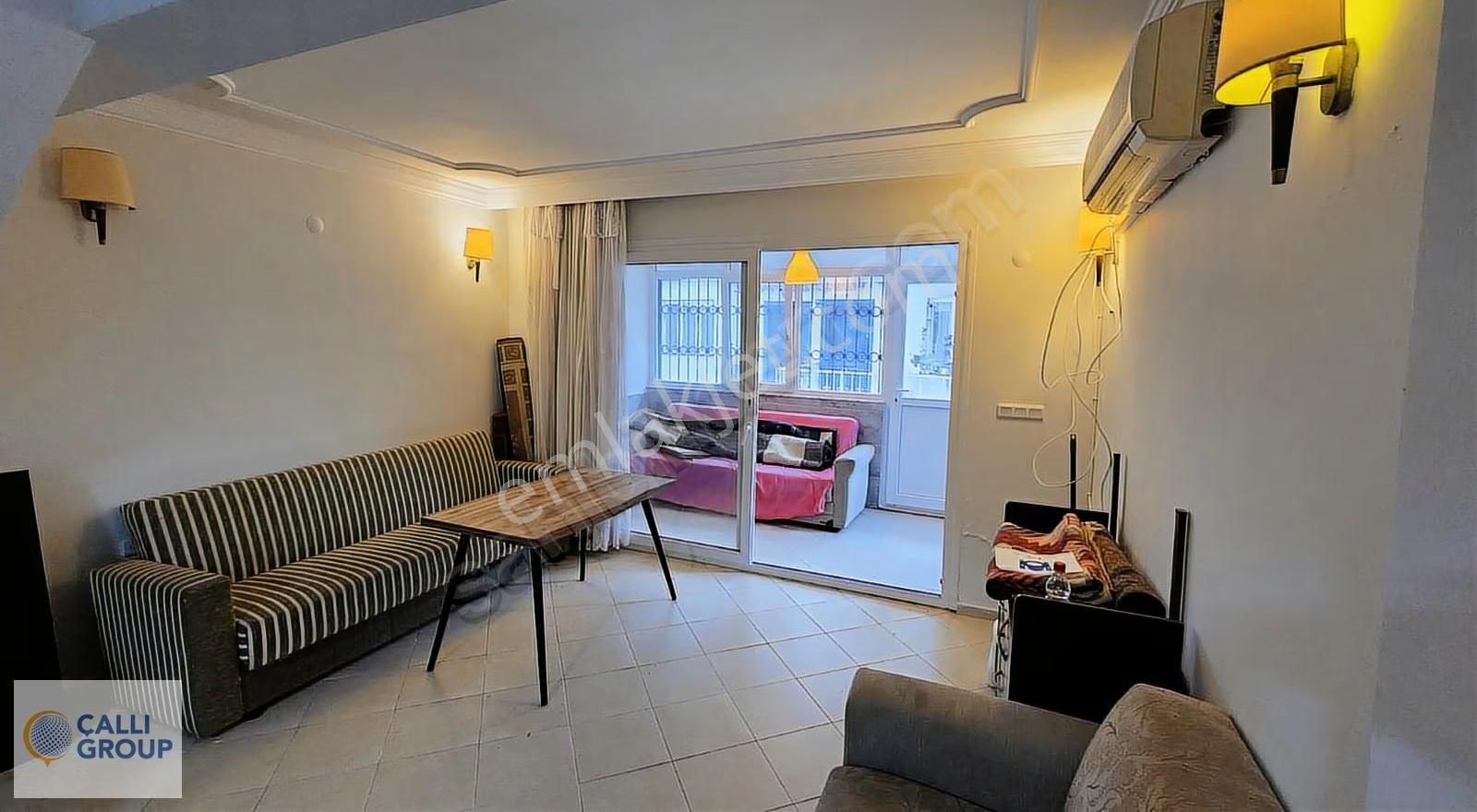 Kuşadası Kadınlar Denizi Plaja 500mt 4+2 Çift Bağımsız Bahçeli - Görsel 23