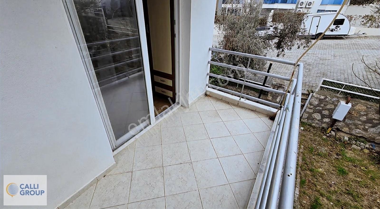 Kuşadası Kadınlar Denizi Plaja 500mt 4+2 Çift Bağımsız Bahçeli - Görsel 27