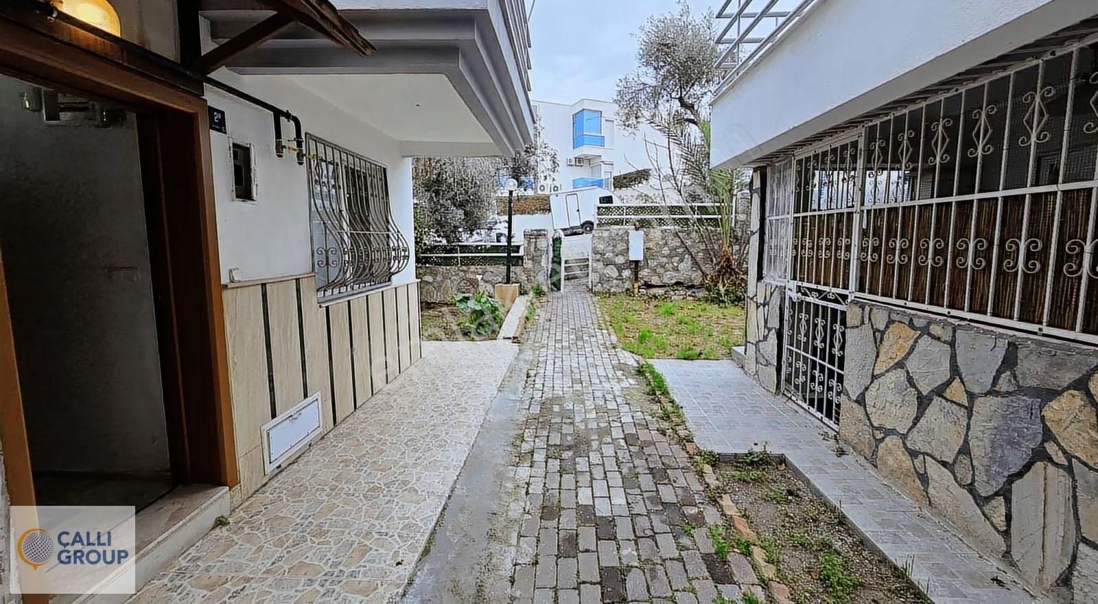 Kuşadası Kadınlar Denizi Plaja 500mt 4+2 Çift Bağımsız Bahçeli - Görsel 20