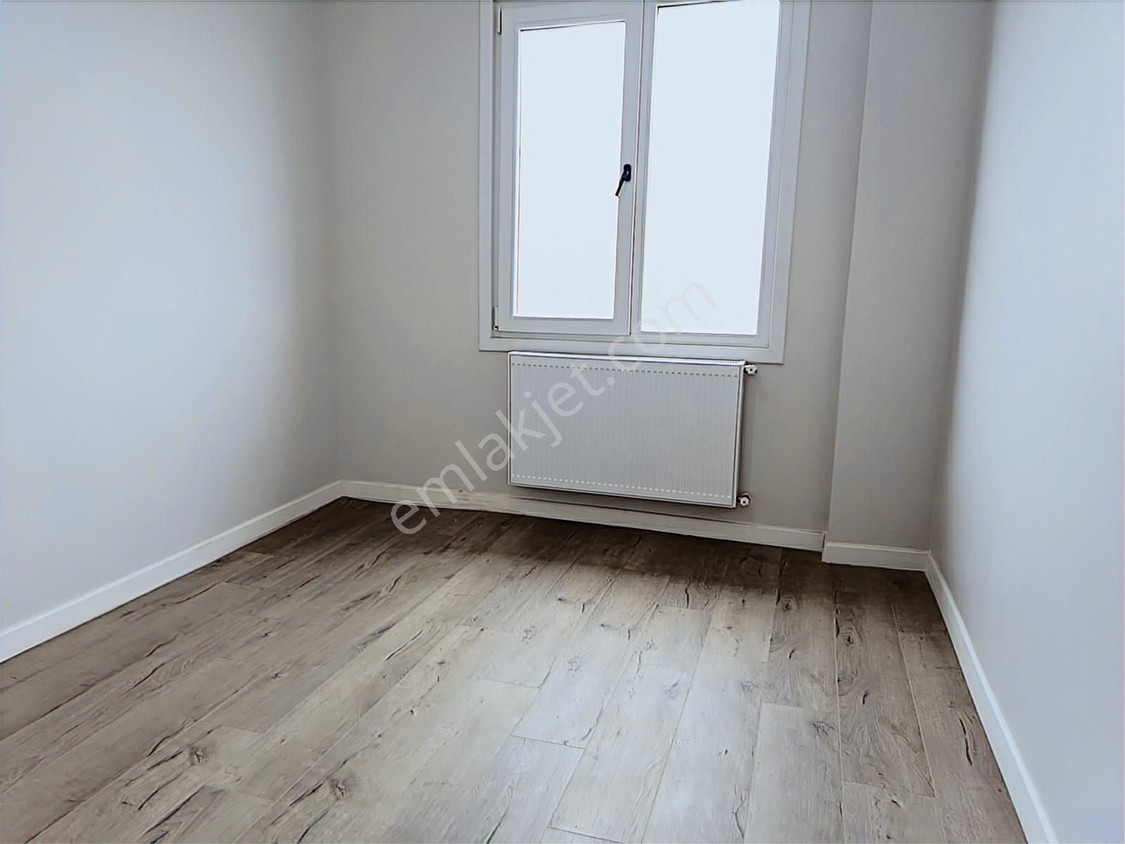 Altayçeşme'de Komple Yenilenmiş 3+1 125m² Deniz Manzaralı Sitede - Görsel 23