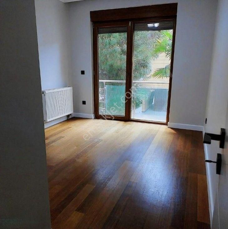 Boş..bağdat Caddesine 2.bina Balkonlu İskan Ebeveyn Banyolu 3+1 Daire .. - Görsel 8