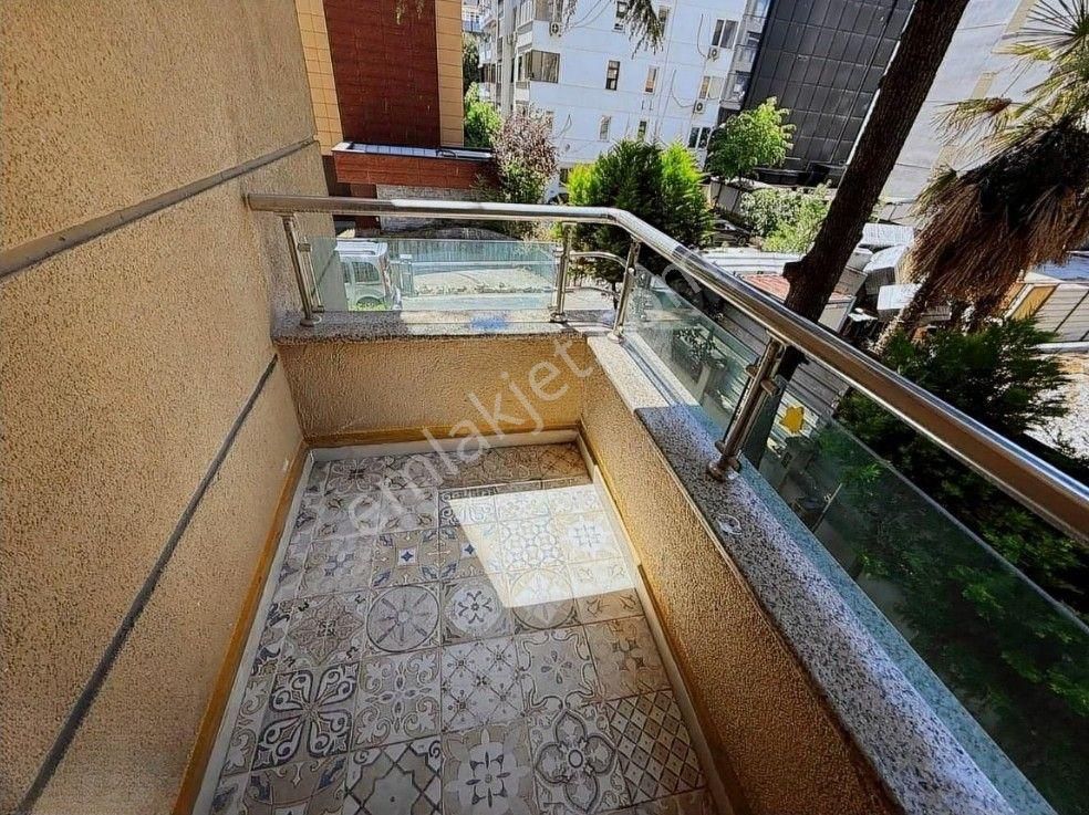 Boş..bağdat Caddesine 2.bina Balkonlu İskan Ebeveyn Banyolu 3+1 Daire .. - Görsel 13