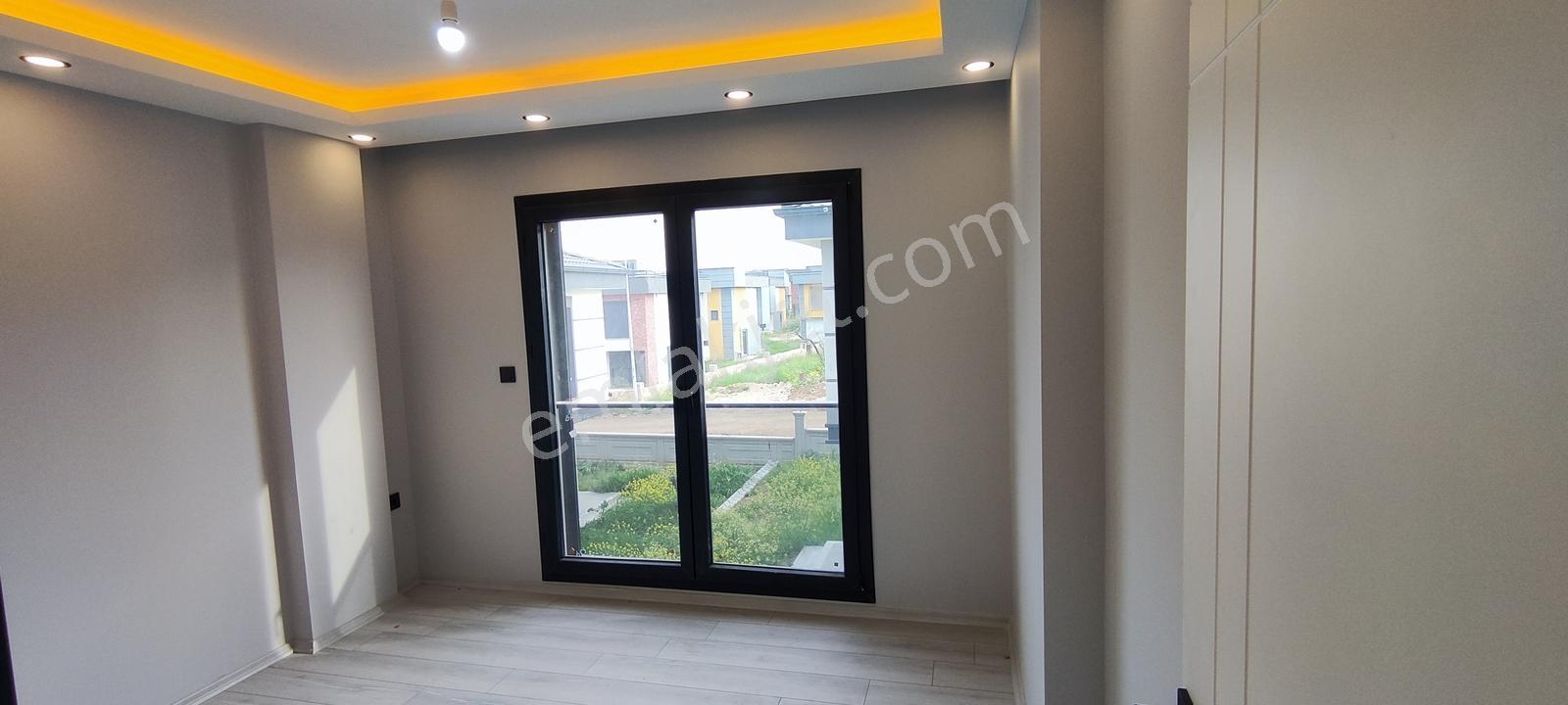Rw Nefes'ten Her Detayı Düşünülmüş Gömeç Sahile Yakın 3+1 Villa - Görsel 28