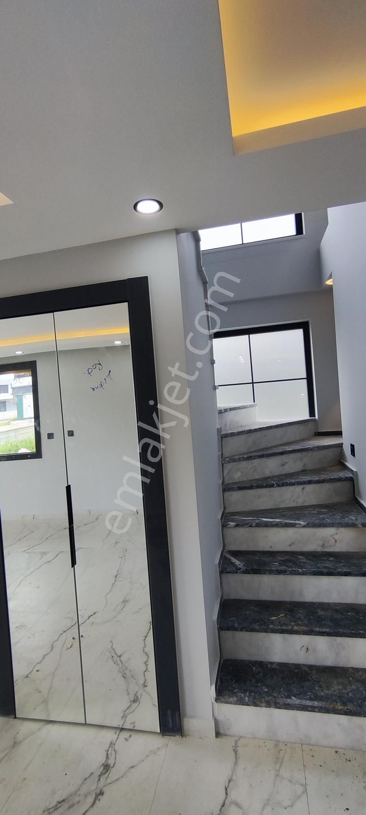 Rw Nefes'ten Her Detayı Düşünülmüş Gömeç Sahile Yakın 3+1 Villa - Görsel 23