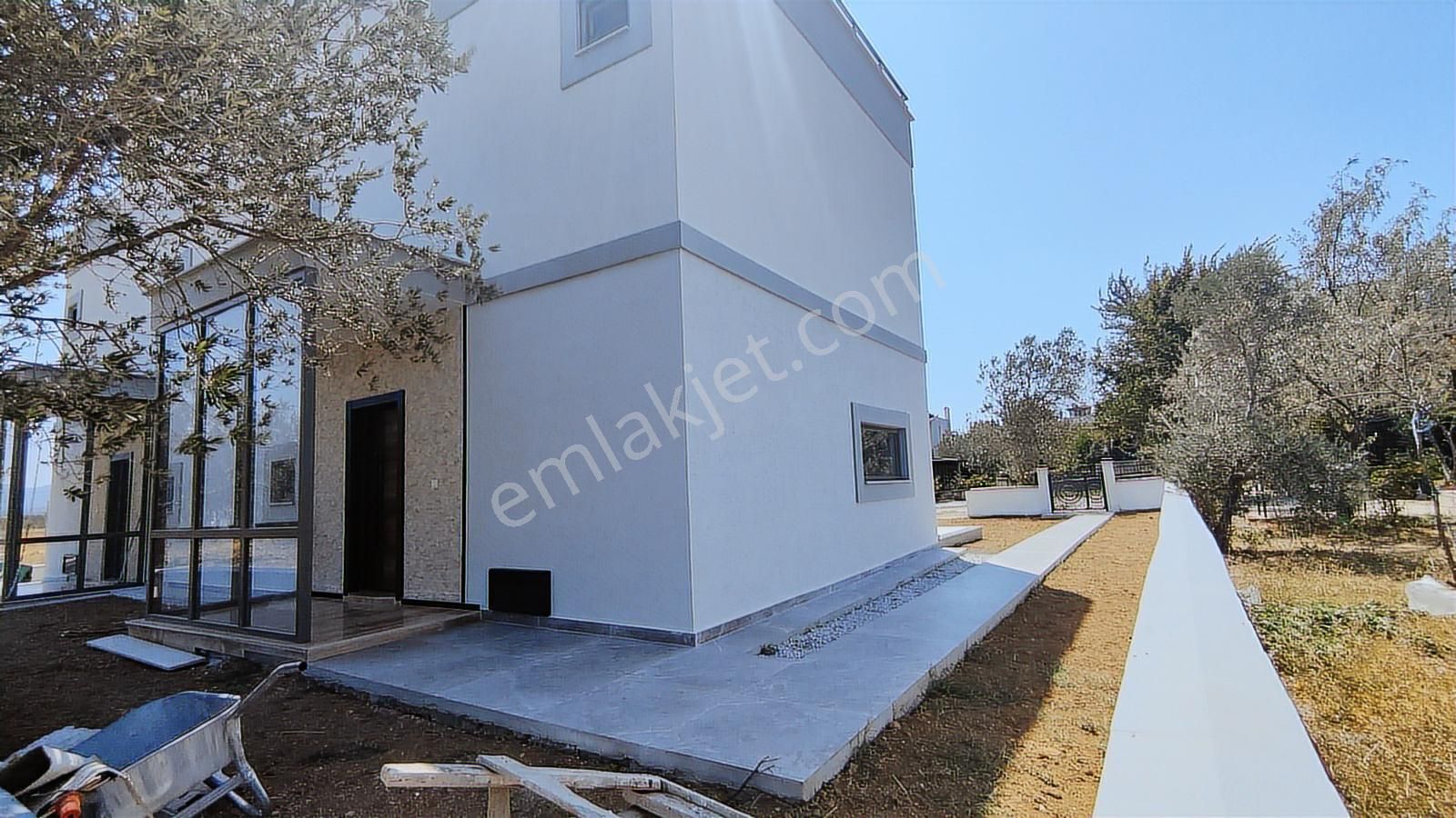 Rw Nefes'ten Gömeç Karaağaç Sahilde Büyük Bahçeli Sıfır Dubleks - Görsel 13