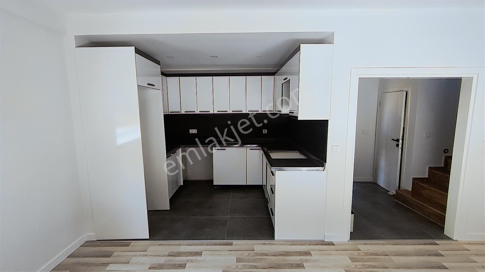 Rw Nefes'ten Gömeç Karaağaç Sahilde Büyük Bahçeli Sıfır Dubleks - Görsel 6