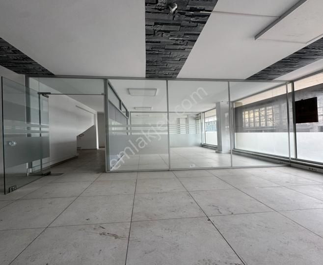 Metrobüse 100m Çift Cephe 3 Katlı Dükkan - Görsel 27
