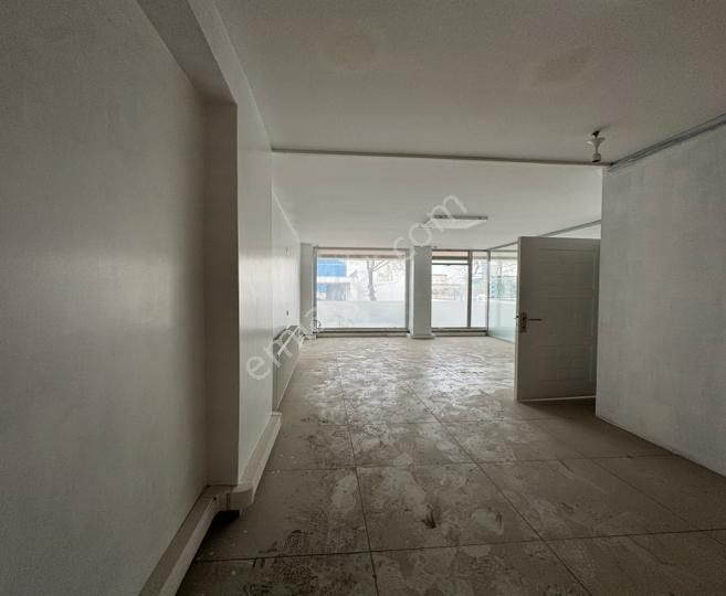 Metrobüse 100m Çift Cephe 3 Katlı Dükkan - Görsel 9