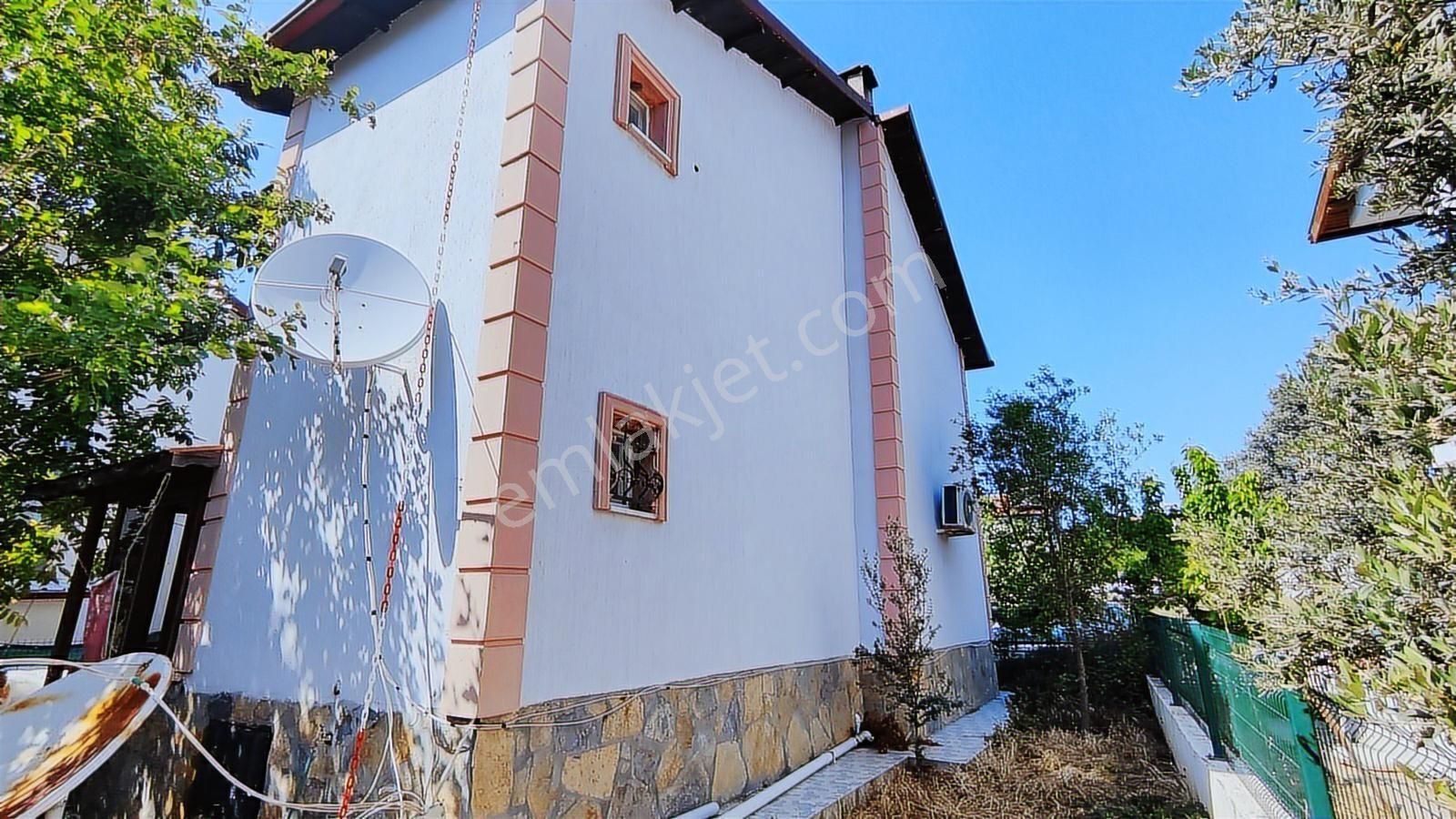 Rw Nefes'ten Gömeç Sahil Sitesinde Bakımlı 3+1 Bahçeli Villa - Görsel 15