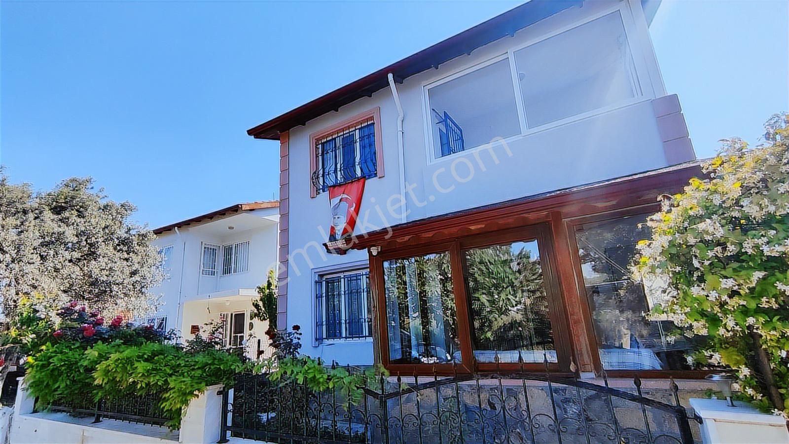 Rw Nefes'ten Gömeç Sahil Sitesinde Bakımlı 3+1 Bahçeli Villa - Görsel 27