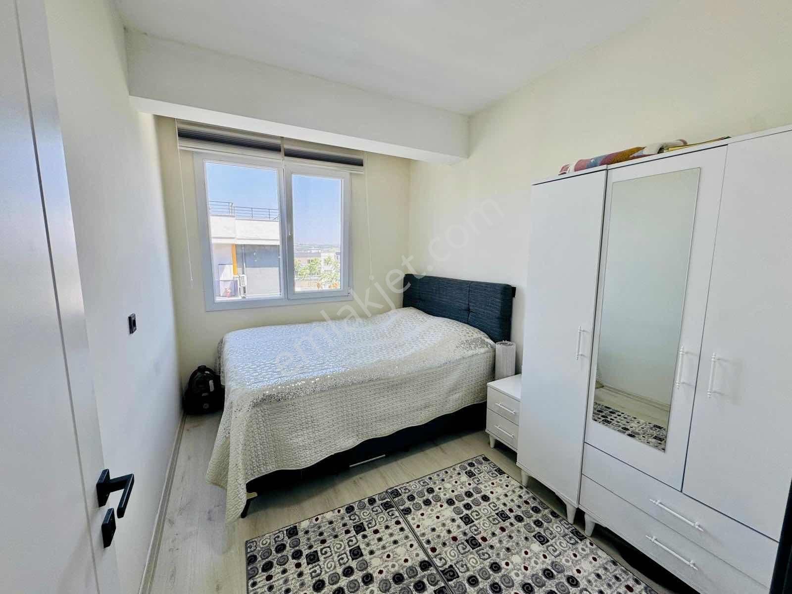 Kuşadası Davutlar'da 50 M2 Full Eşyalı Satılık 1+1 Daire - Görsel 11