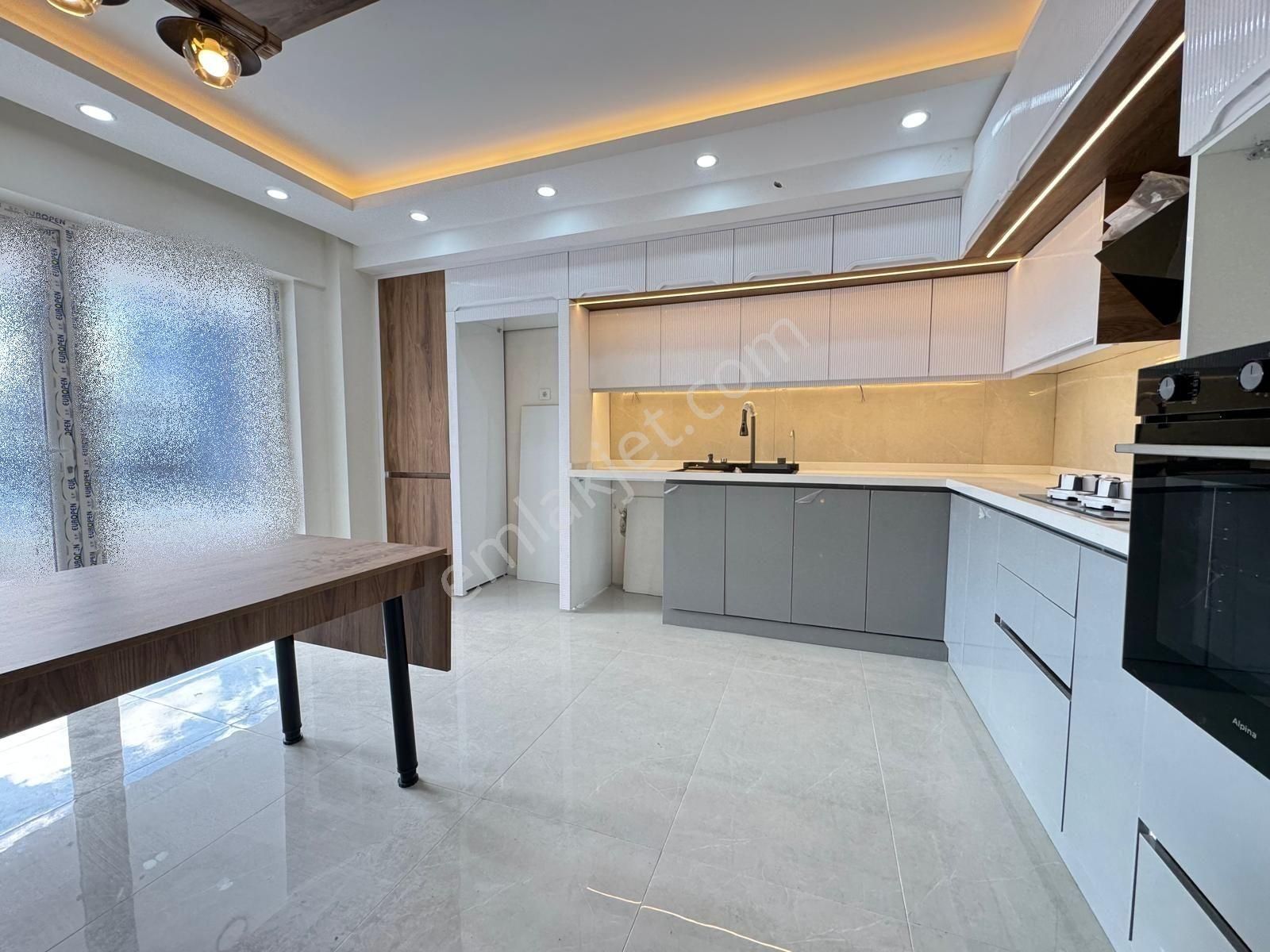 Mustafa Kemal Mhde Böylesi Görülmeyen 4+1 Merkezde Satılık Daire - Görsel 4