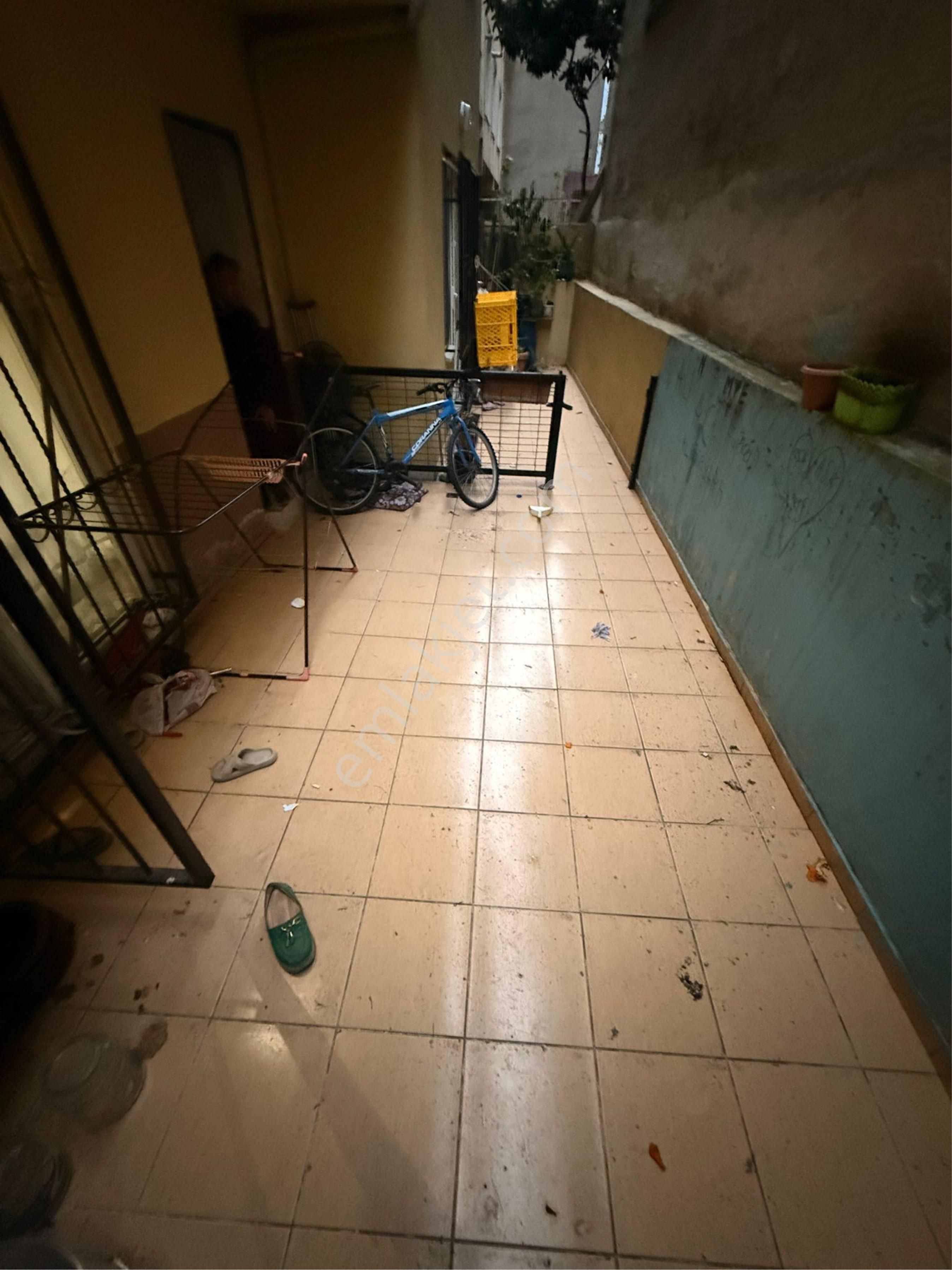 Emir Emlak’dan 2+1 Yeni Bina Bahçe Katı Dogalgaz Kombili - Görsel 12