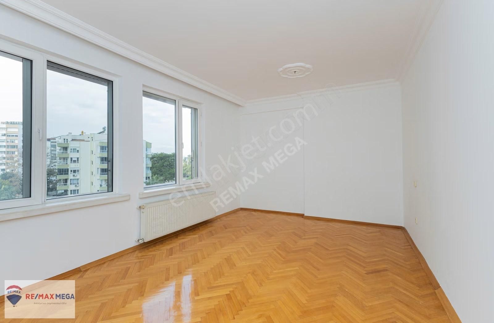 Panoramik Deniz Manzaralı 3+1 Kiralık Daire - Görsel 10