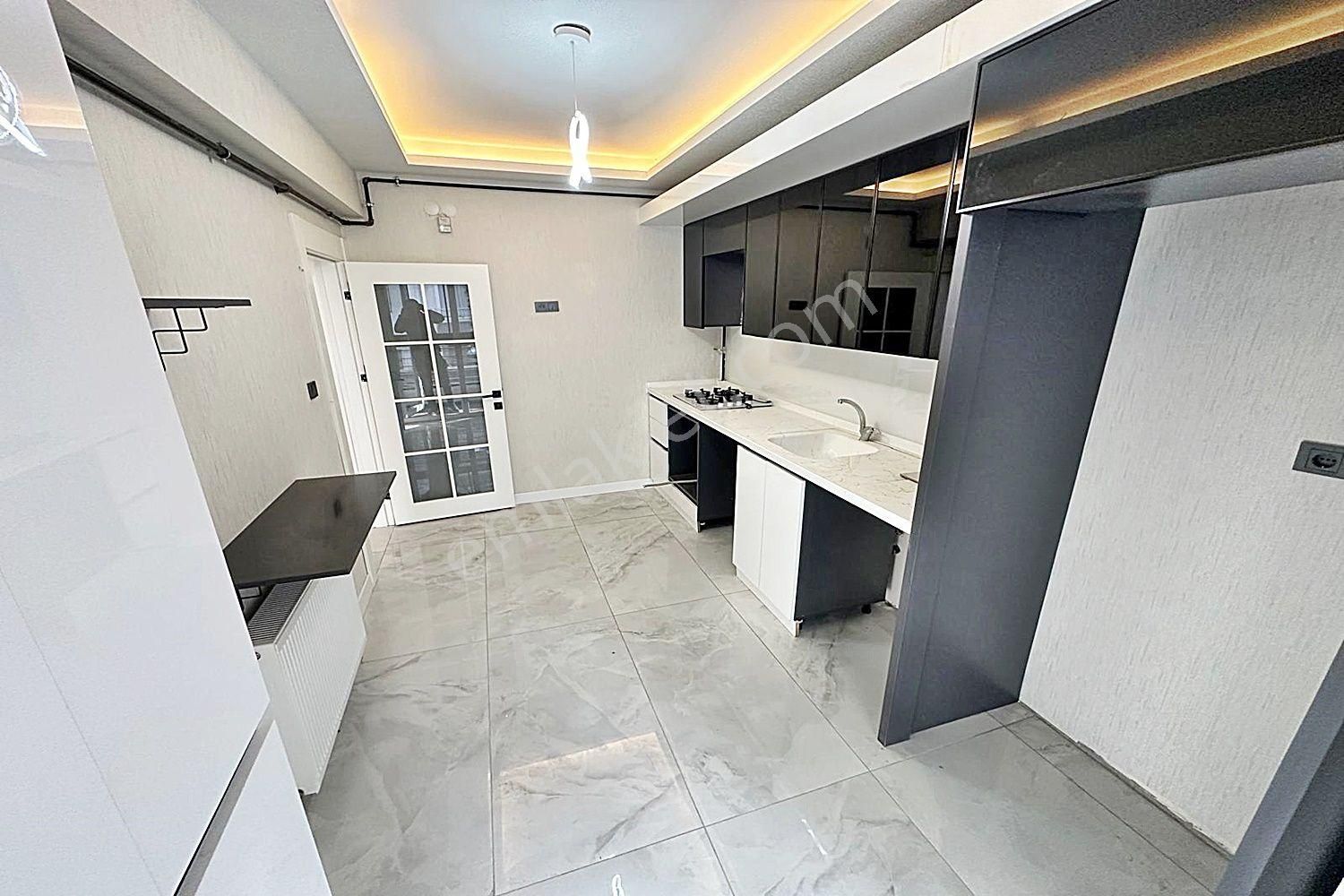 Karşıyaka'da 3+1 Cadde Yakını Full+ Full Yapılı Kaçırılmacak Fırsat - Görsel 13