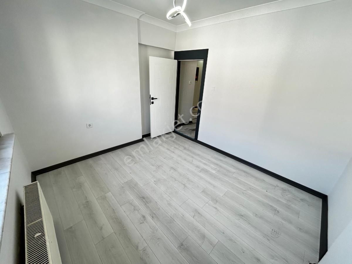 Sincan Akşemsettin Mh 3+1 Lüks Yapılı Ebeveyn B. Teraslı Daire - Görsel 14