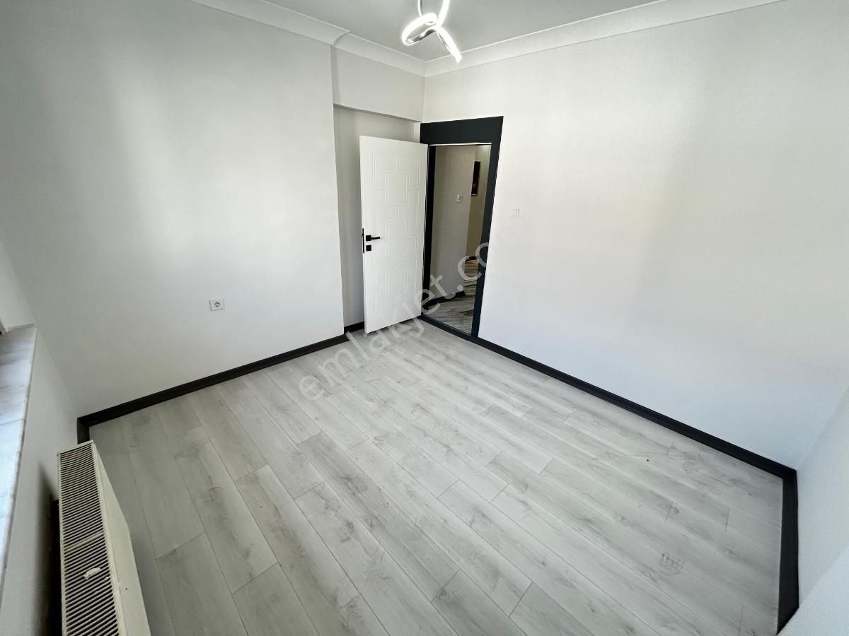 Sincan Akşemsettin Mh 3+1 Lüks Yapılı Ebeveyn B. Teraslı Daire - Görsel 11