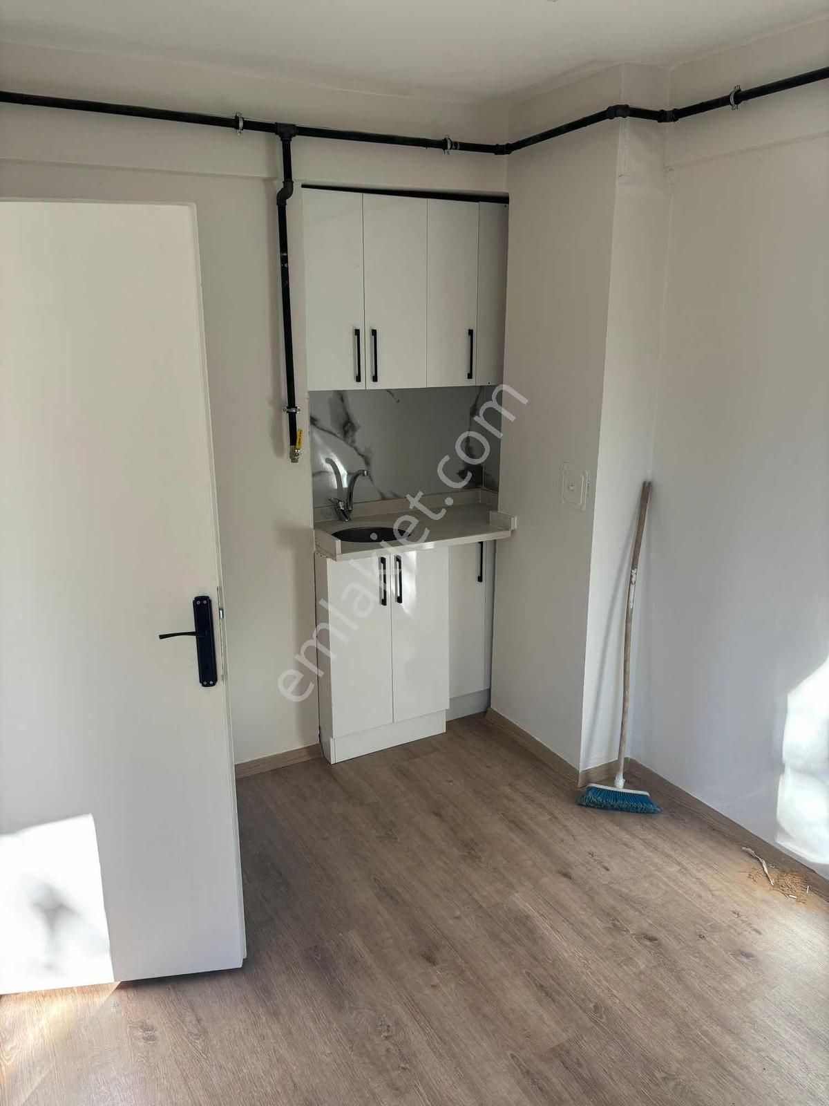 Gümüş Grouptan Atatürk Caddesine Cephe Kiralık Ofis - Görsel 25