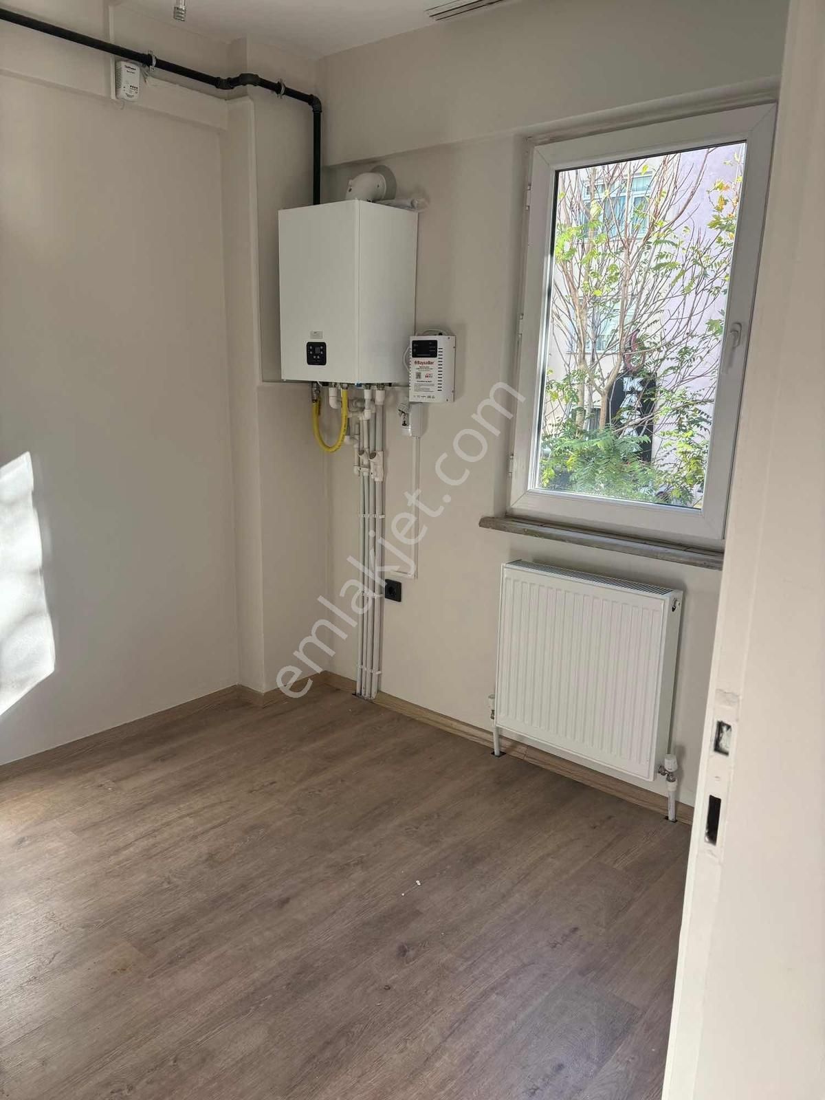 Gümüş Grouptan Atatürk Caddesine Cephe Kiralık Ofis - Görsel 24