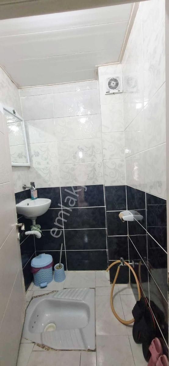 Mimar Emlak'dan Satılık 1+1 80m² Balkonlu Güney Cephe 4.kat - Görsel 3