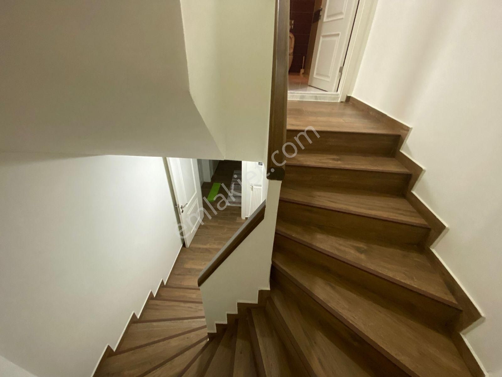 Kristal Unity'den Özel Garajlı 3+1 Satılık Villa - Görsel 13