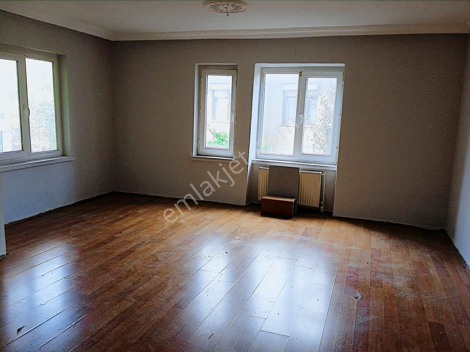Çankaya Gop Koza Sokak'ta Kiralık 3+1 Ofis - Görsel 14