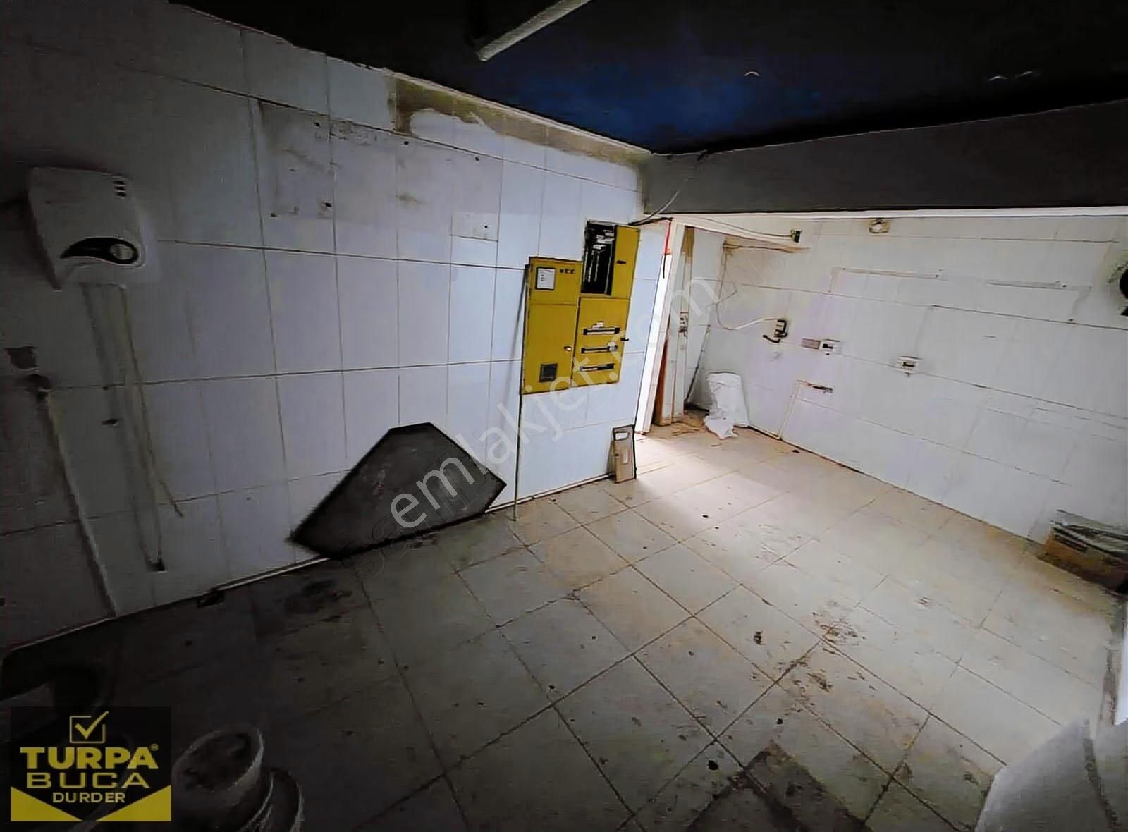 Kiralık İşyeri İstiklal Caddesi Üzerinde Buca Belediyesi Yakını - Görsel 13