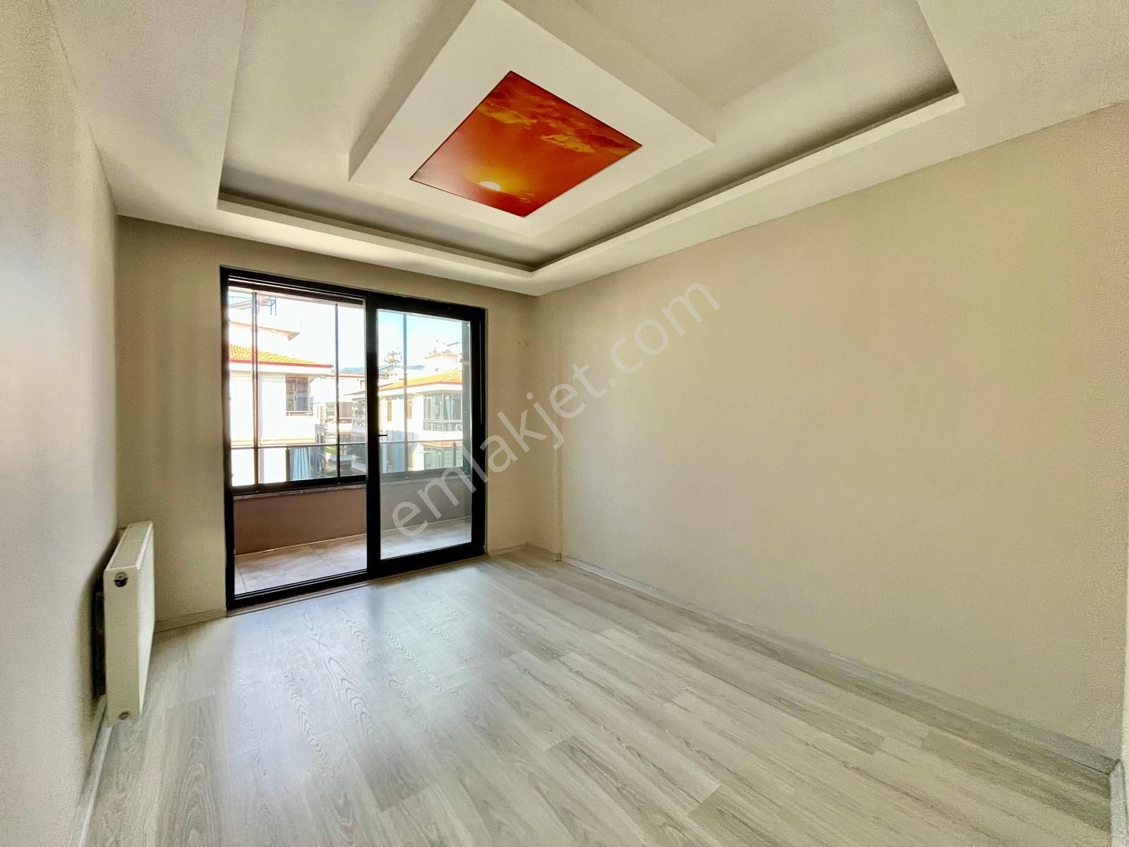 Gümüşden Ayrı Mutfaklı Ebeveyn Banyolu Enfes Genişlikte 3+1daire - Görsel 2