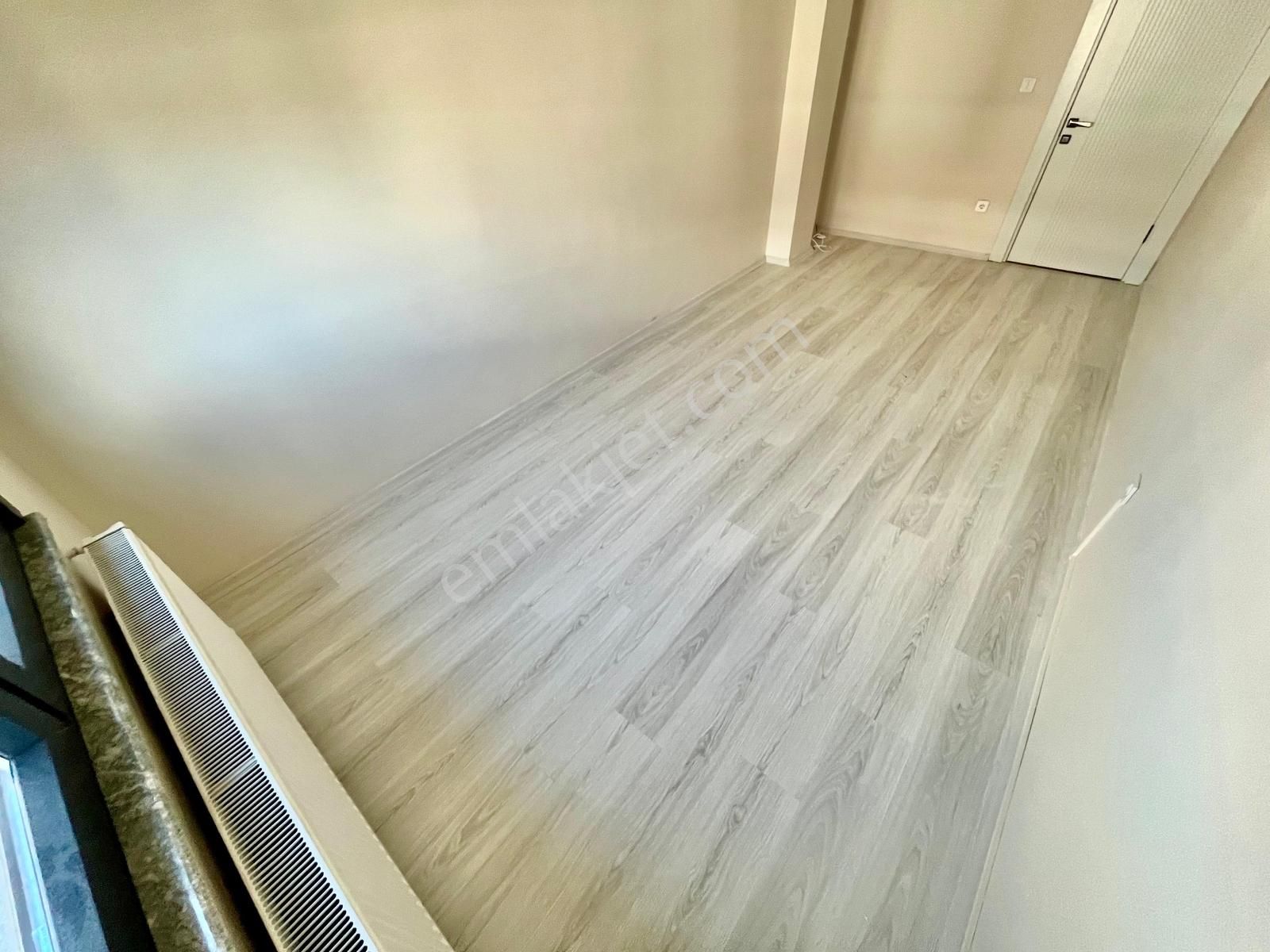 Gümüşden Ayrı Mutfaklı Ebeveyn Banyolu Enfes Genişlikte 3+1daire - Görsel 33
