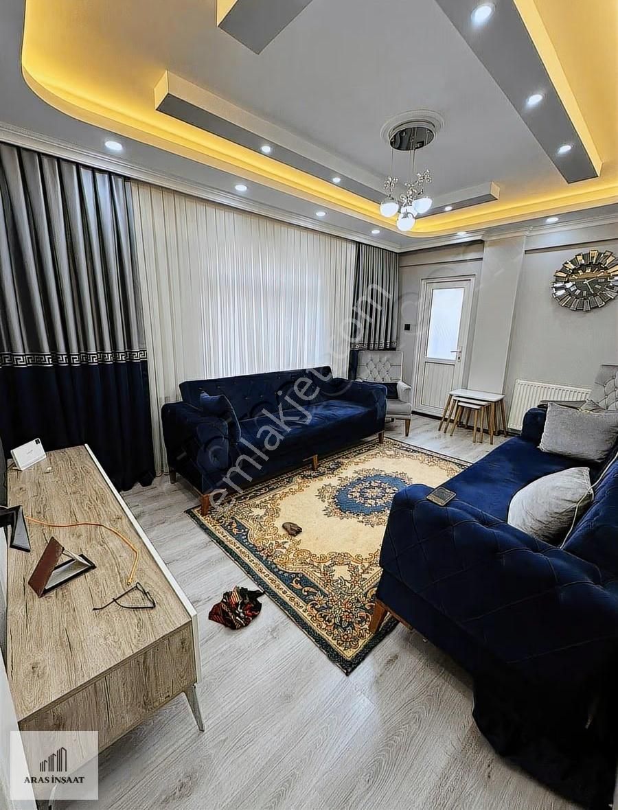 Aras İnşaat'tan Satılık 2+1 2.kat Tadilatlı Lüks Daire