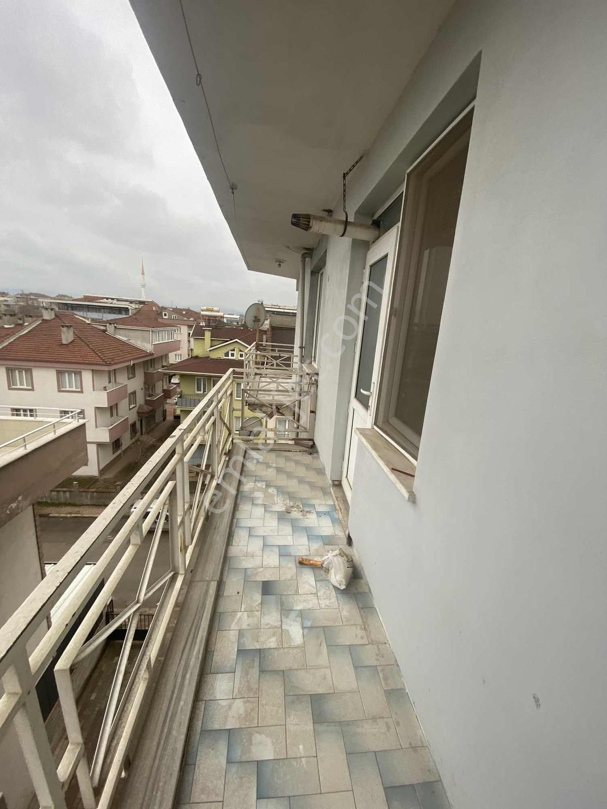 Anka Gayrimenkulden Osmaniye Mahallesinde Kiralık 2+1 Daire - Görsel 3