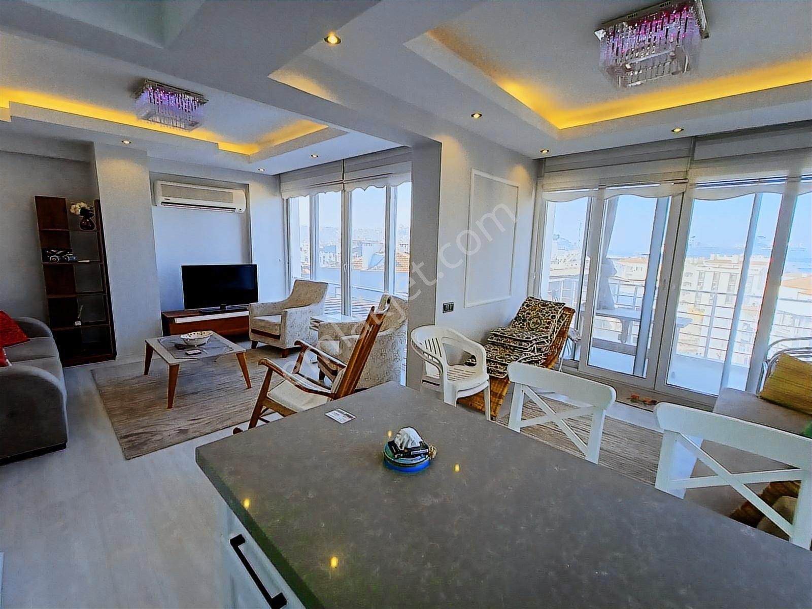 Kuşadası Türkmen,de Marinaya Yakın Manzaralı 3+1 Daire - Görsel 34