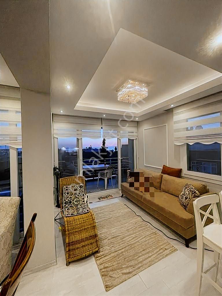 Kuşadası Türkmen,de Marinaya Yakın Manzaralı 3+1 Daire - Görsel 3