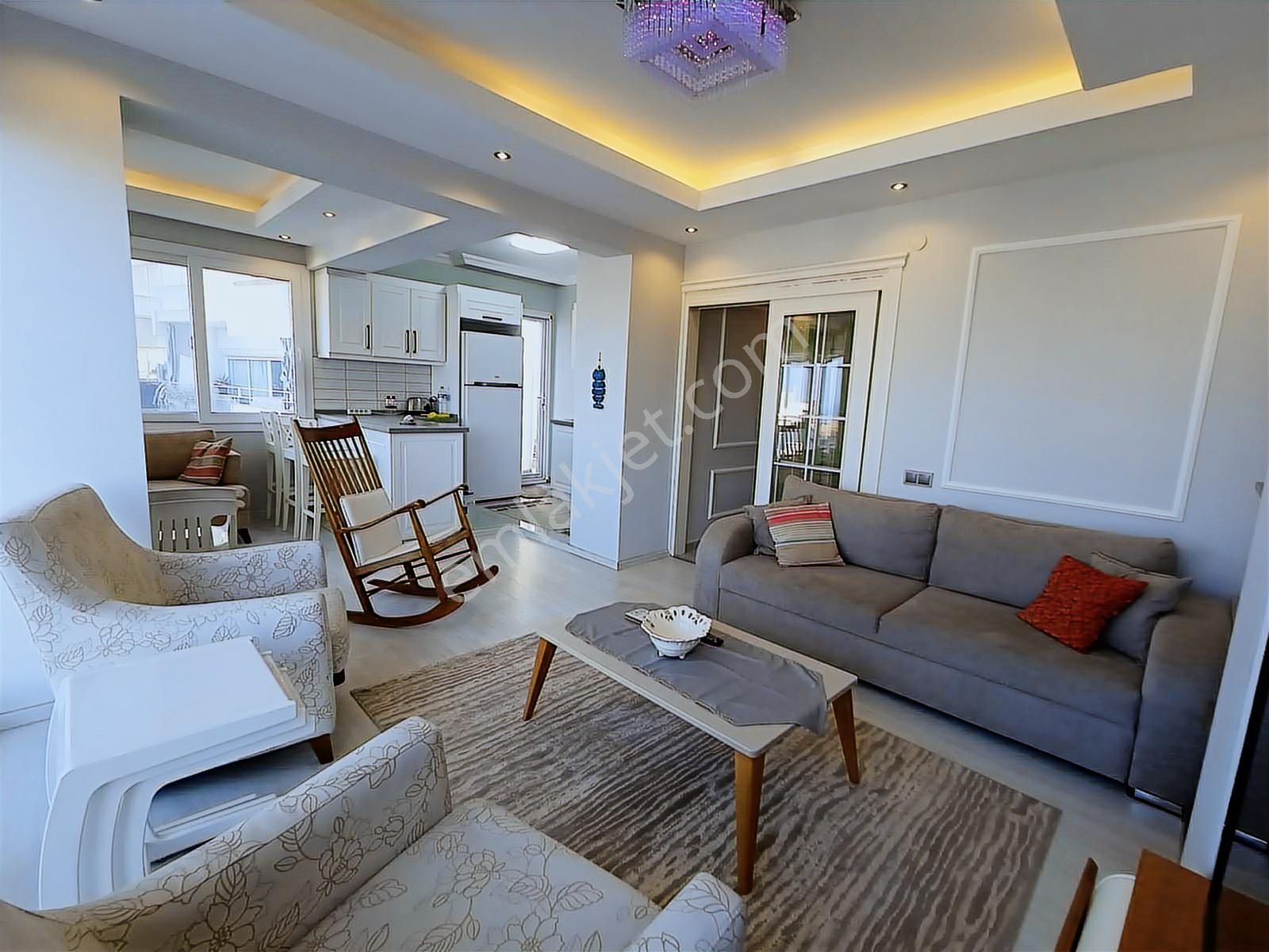 Kuşadası Türkmen,de Marinaya Yakın Manzaralı 3+1 Daire - Görsel 14