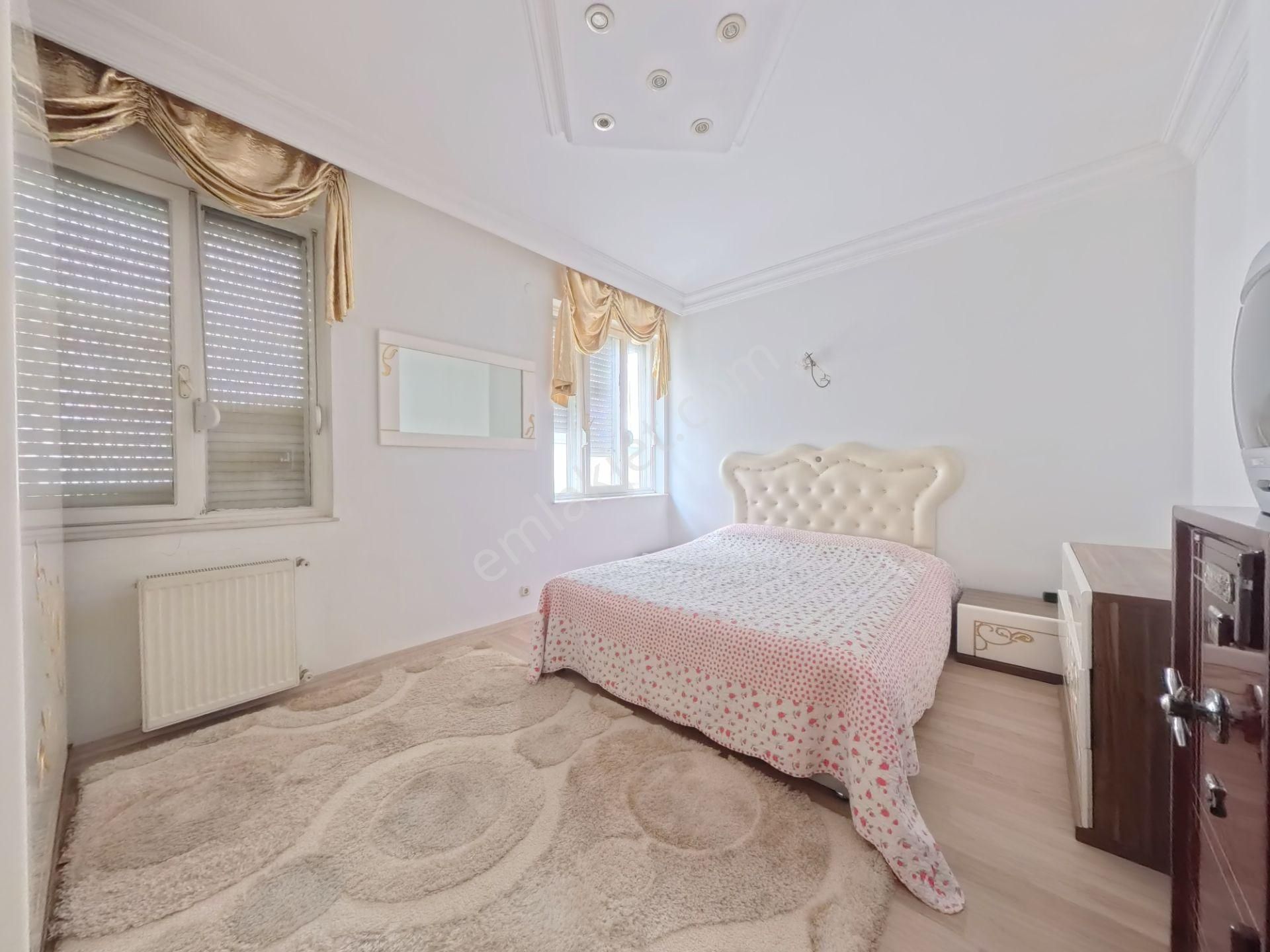 Denize Yakın En Geniş Daire | Bahçelievler'de 5+1 Satılık Daire! - Görsel 15