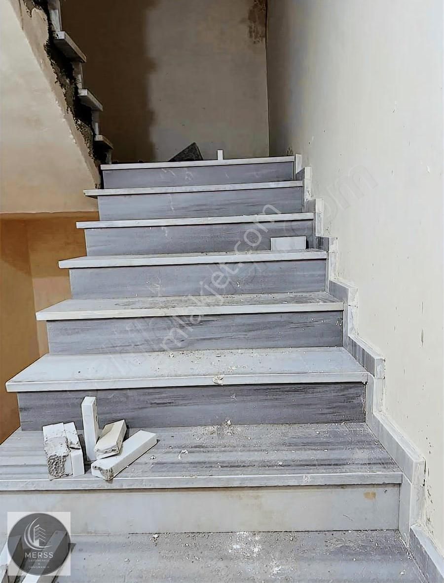 Sultanbeyli Orhangazi'de Eşref Bitlis 'e Yakın 105m2 Bahçe Katı - Görsel 8