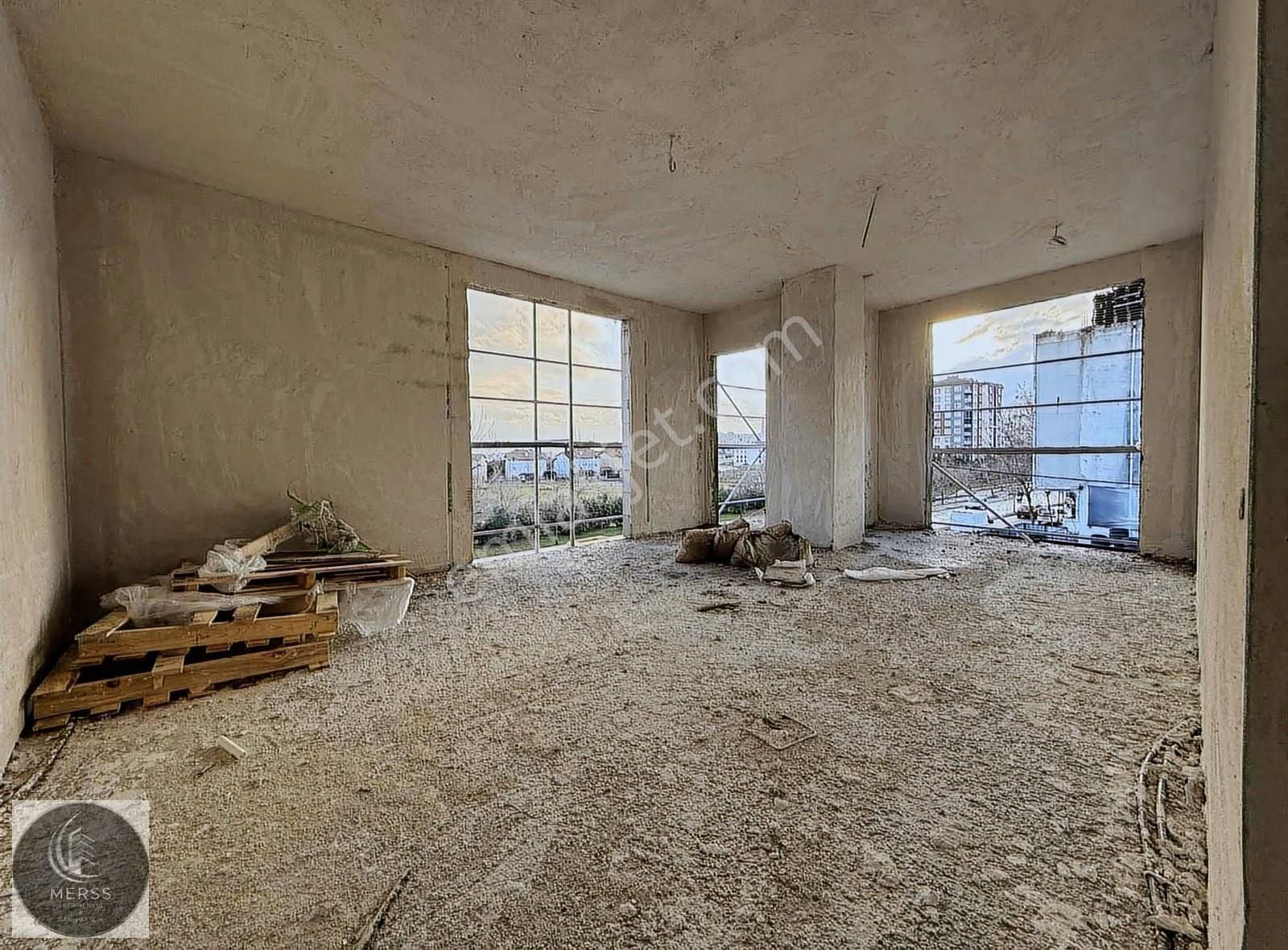 Limitsiz Kredi! Sultanbeyli Orhangazi Eşref Bitlis'e Cephe 3+1 - Görsel 3