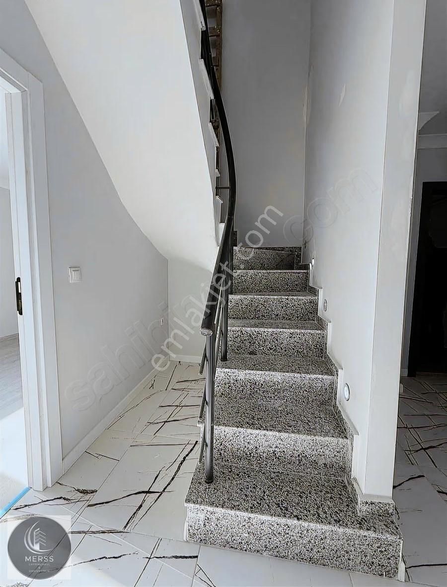 Sultanbeyli Mimarsinan 'da 4+1 , İki Aileye Uyhun Üst Dubleks - Görsel 19