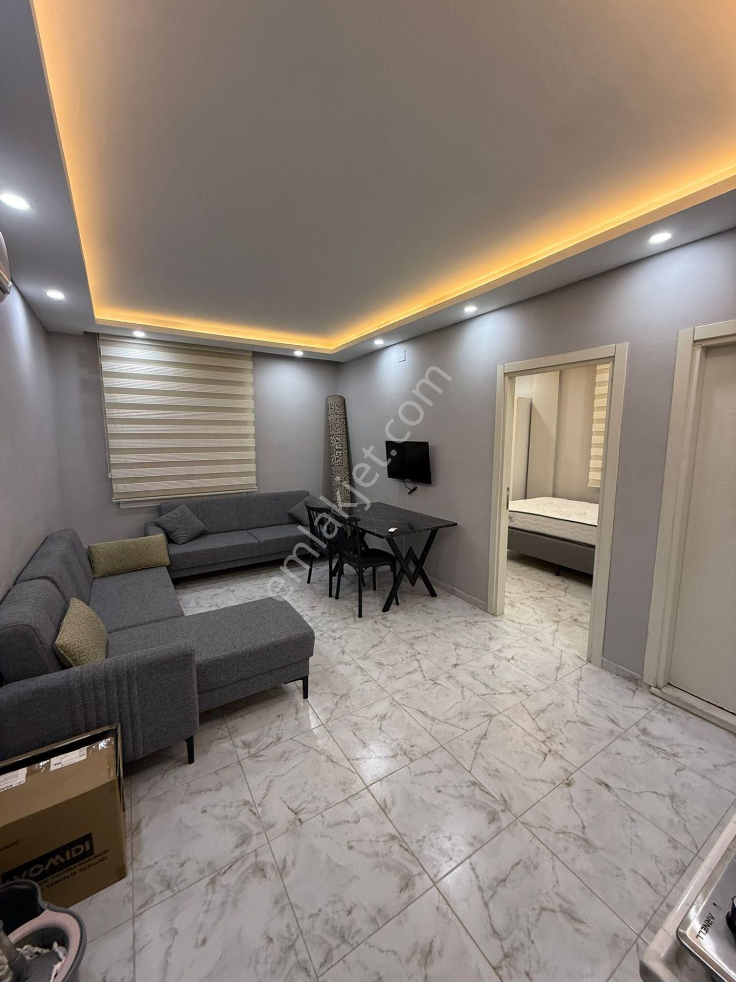 Adana Çukurovada Mahfesığmaz Özal Bulvarına Yakın Konumda Eşyalı 1+0 Kiralık Daire