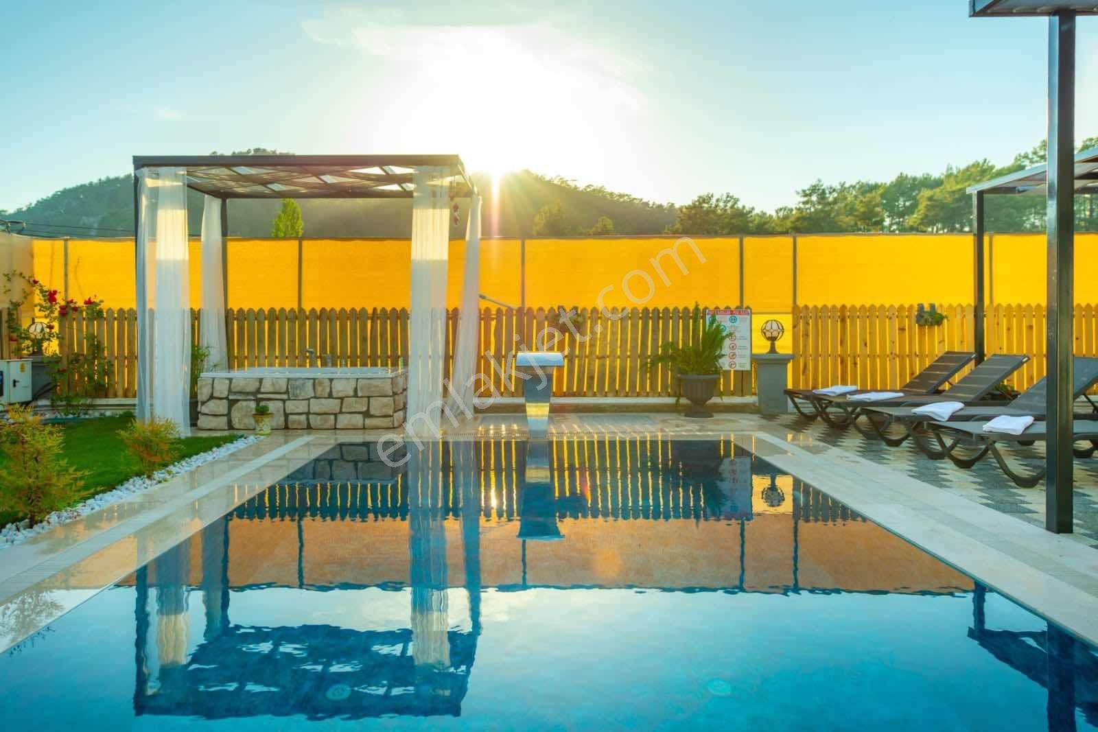 Yürek Mahallesinde Eşyalı Kiralık Villa - Görsel 8