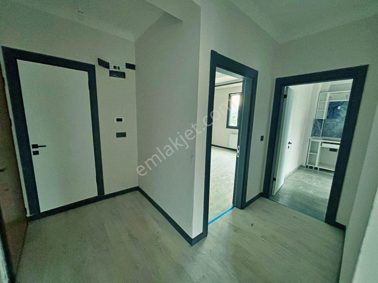 Uytundan Burhaniye Bademalanında Doğalgazlı Arakat 2+1 Daire - Görsel 8