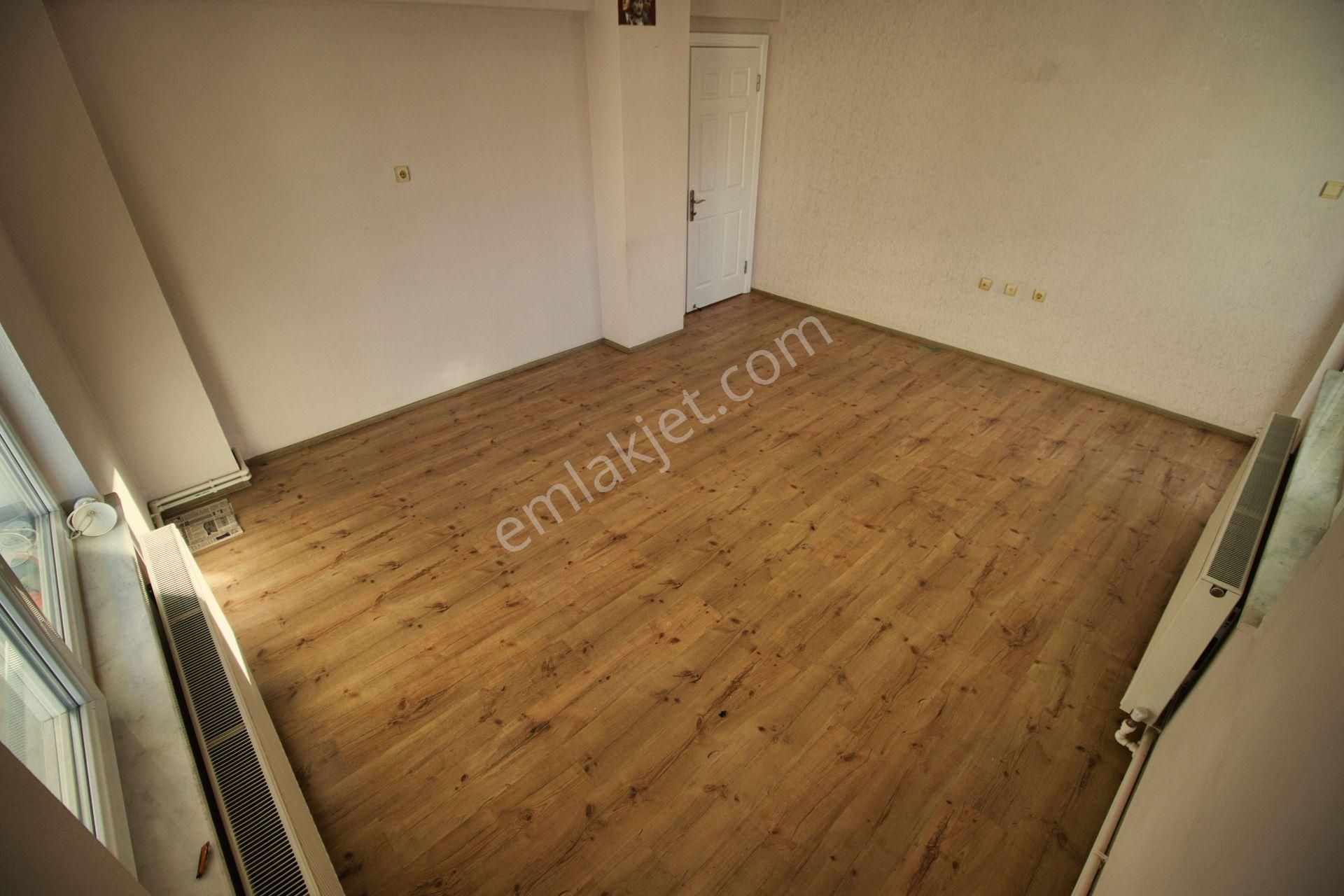 🛑🛑aktif'ten Akçay'da Satılık Çift Balkonlu Ön Cephe Arakat Denize Yakın 2+1 Daire - Görsel 8