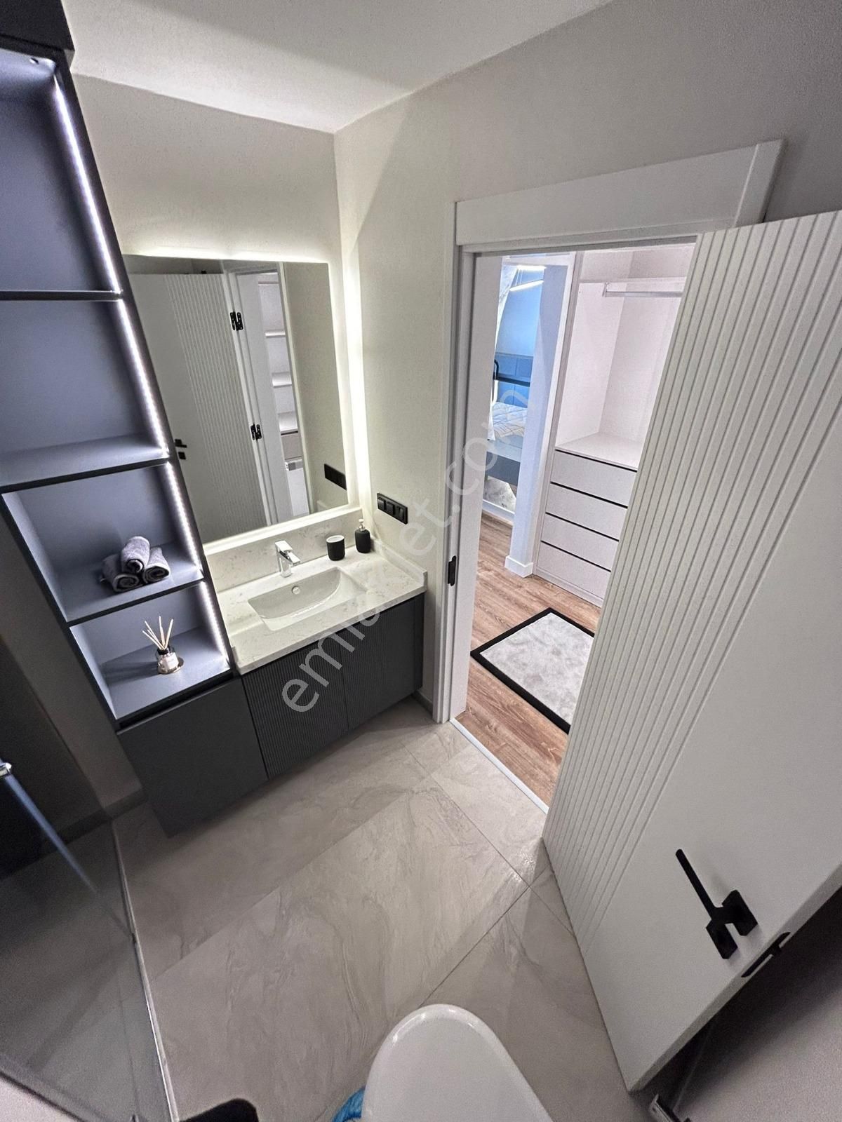 Happy Life'ta Acil Satılık Lüx 3+1 Daire Fırsatı - Görsel 15