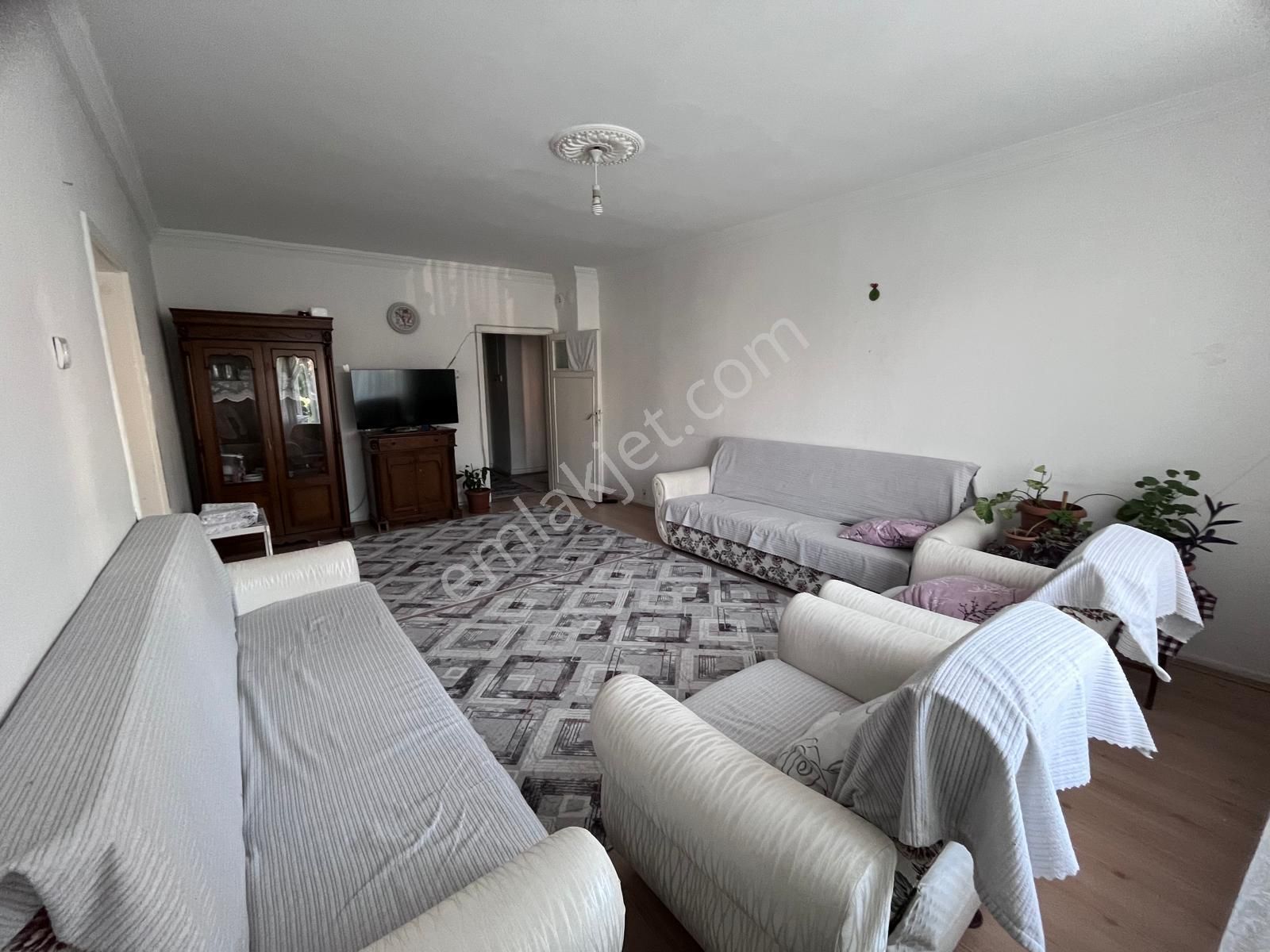 Atatürk Mahallesin'de 3+1 Ön Cephe Giriş Kat Daire - Görsel 5